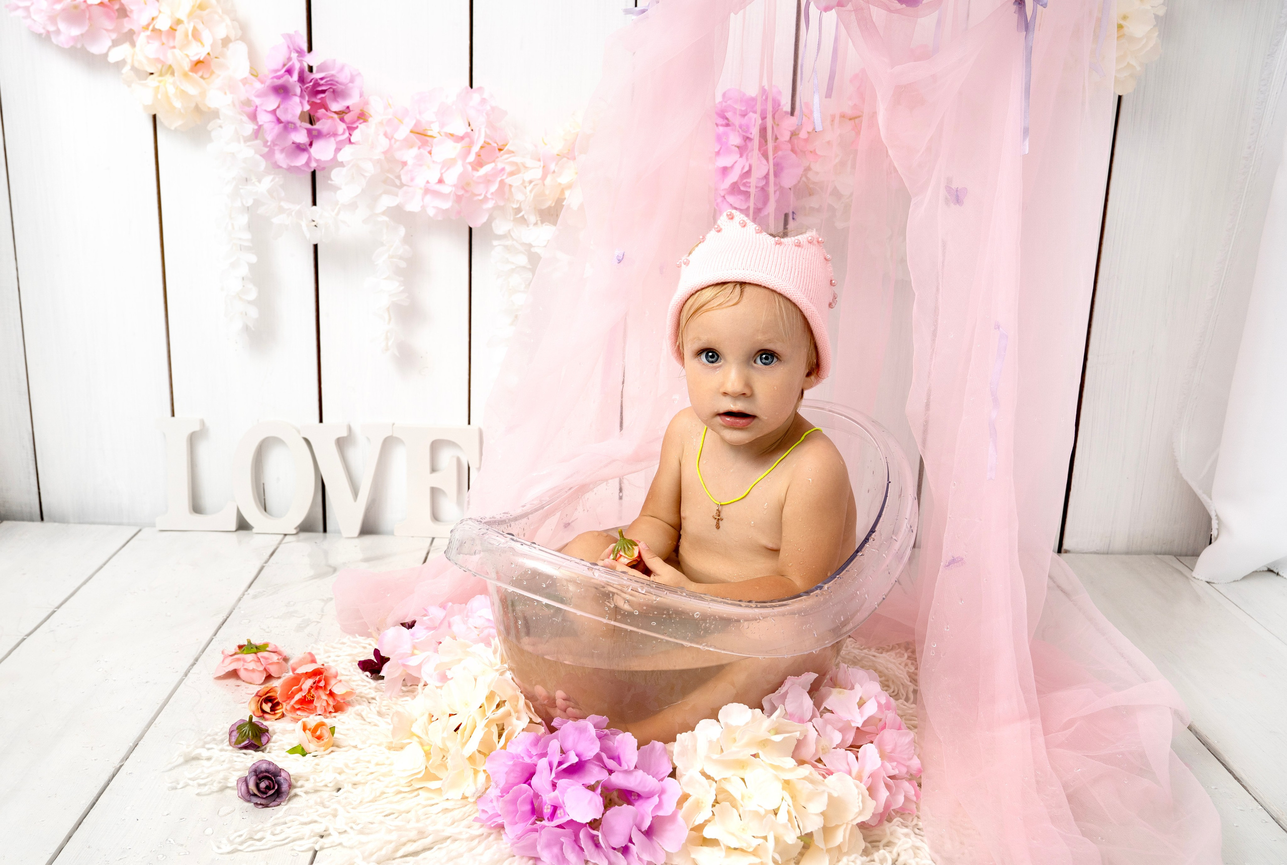 Фотосессия ГОДОВАСИЕ. Фотограф новорожденных, детей до года и беременных в Симферополе