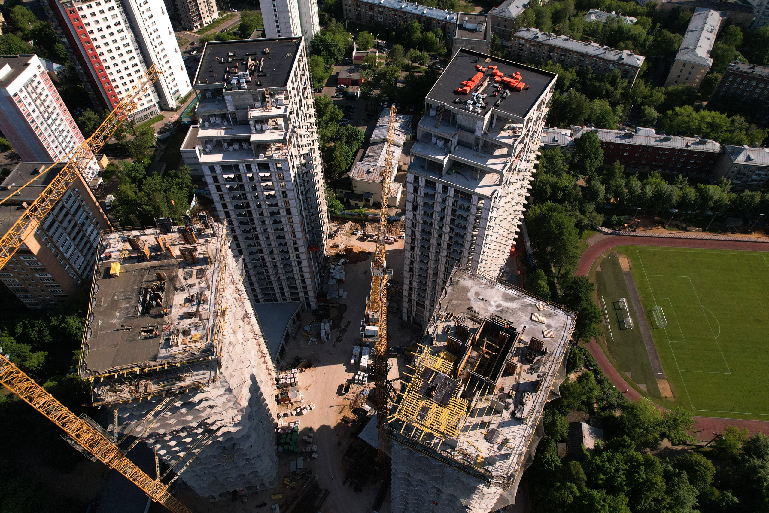 Архитектура и недвижимость. Ход строительства. Съемка с дрона. Профессиональное решение для частных лиц и бизнеса