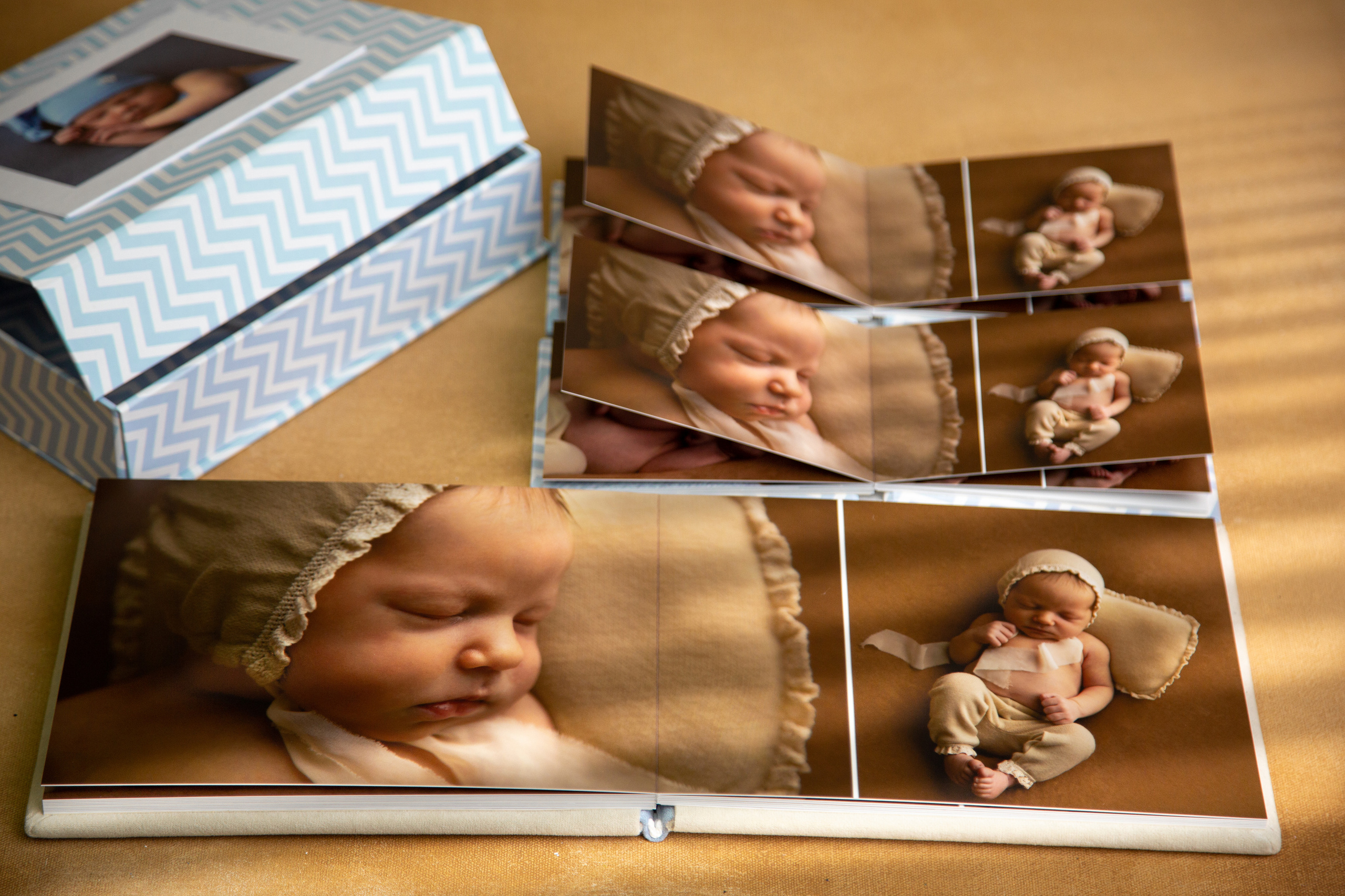 Фотокнига для пакета СТАНДАРТ ньюборн. Детский семейный фотограф Великие Луки Анна Никонова