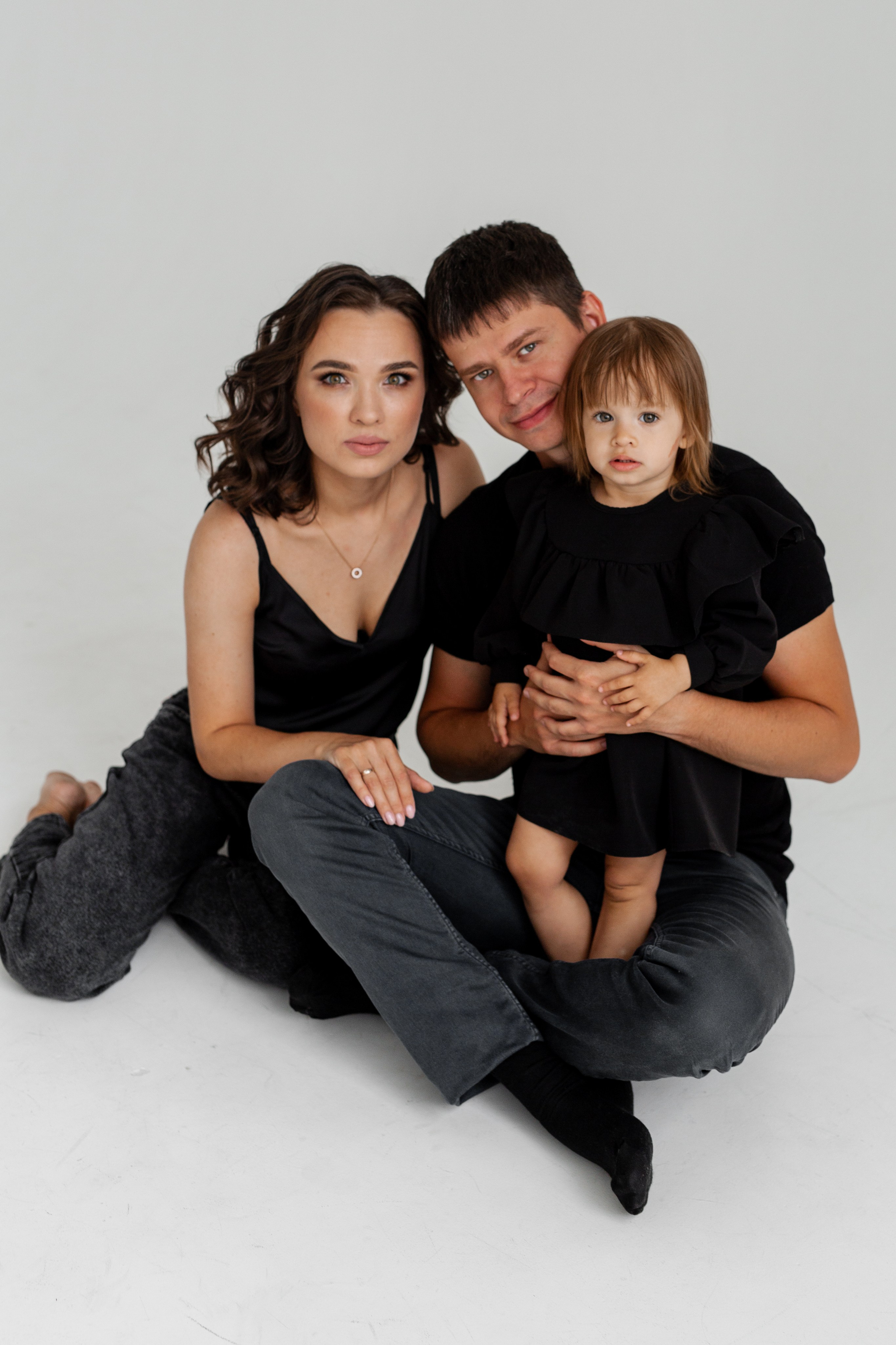 Family in Black. Индивидуальные и семейные съёмки в Уфа Маргарита Истомина