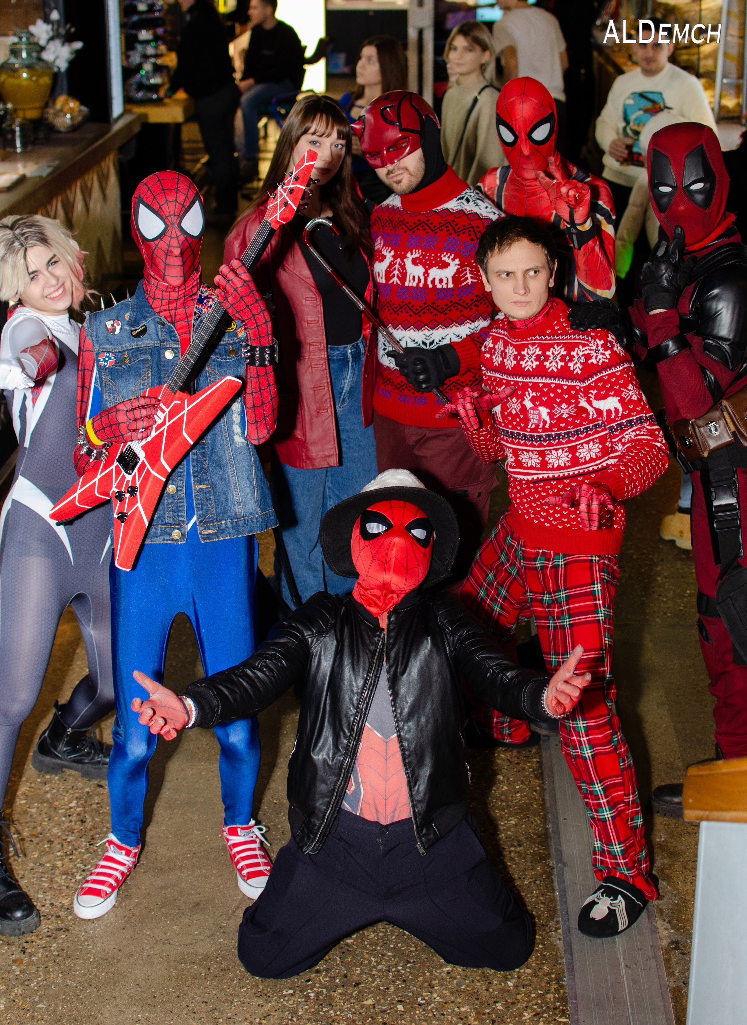 Марвел комикс картинки персонажей и косплей фото в России