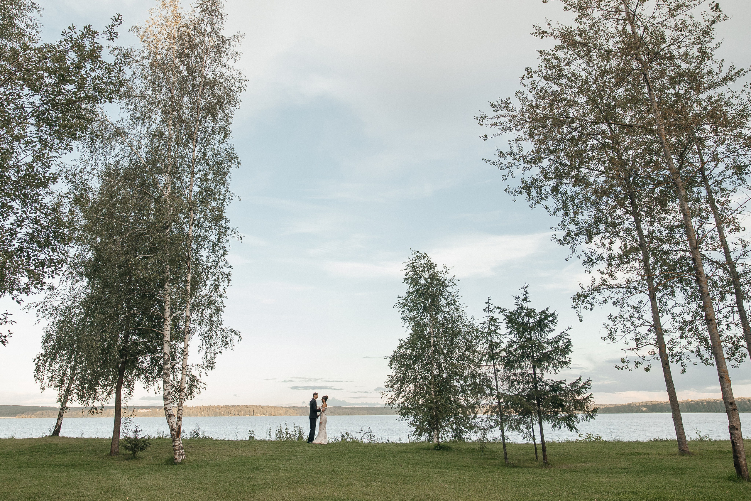 Выездная церемония на площадке THE SUN в Солнечногорске. Свадебный фотограф в Москве Дарья Олендарёва