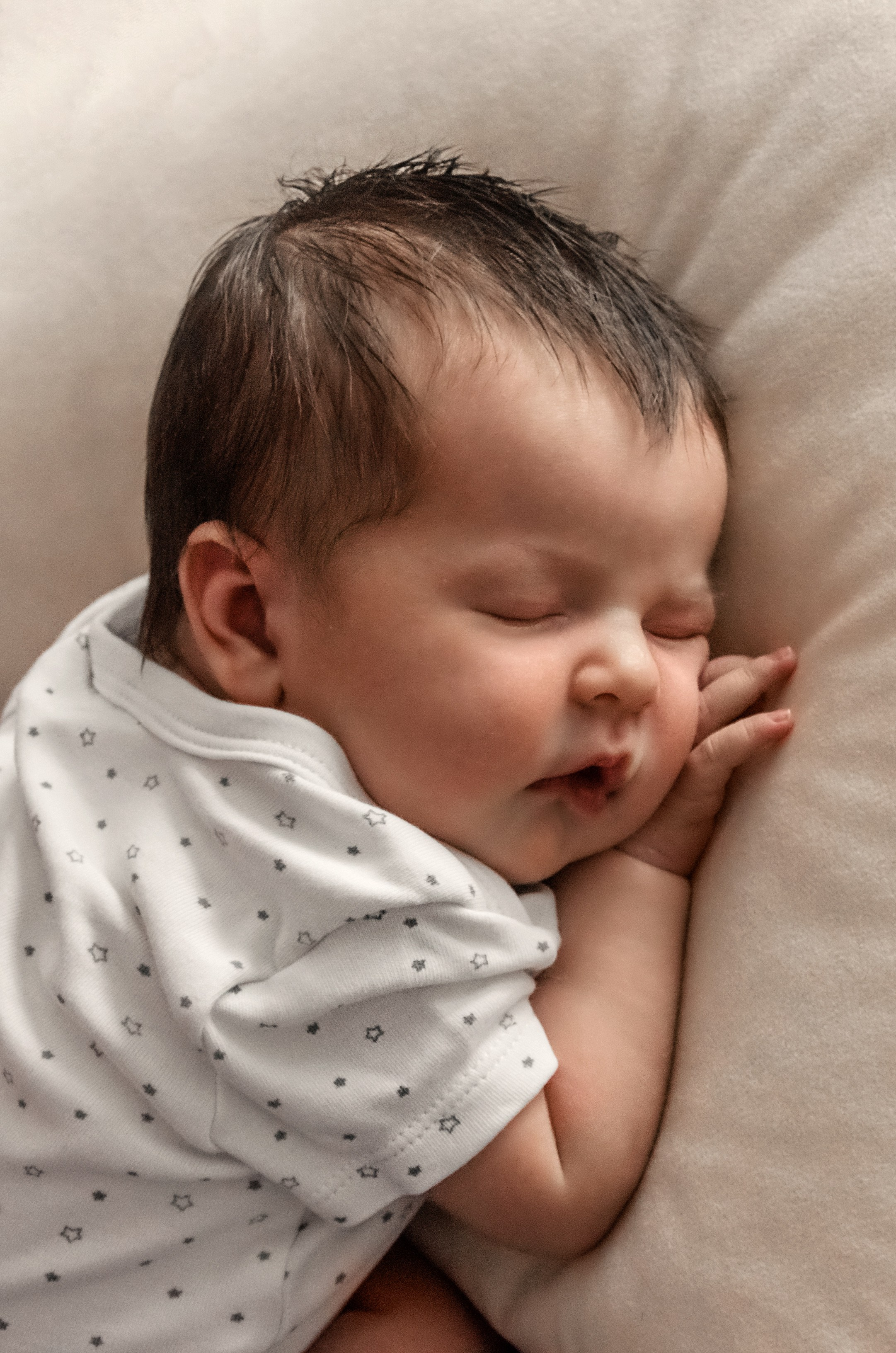 Фотосессия новорожденных Natural Simple. Семейный фотограф и фотограф новорожденных г. Солигорск Галина Демчук