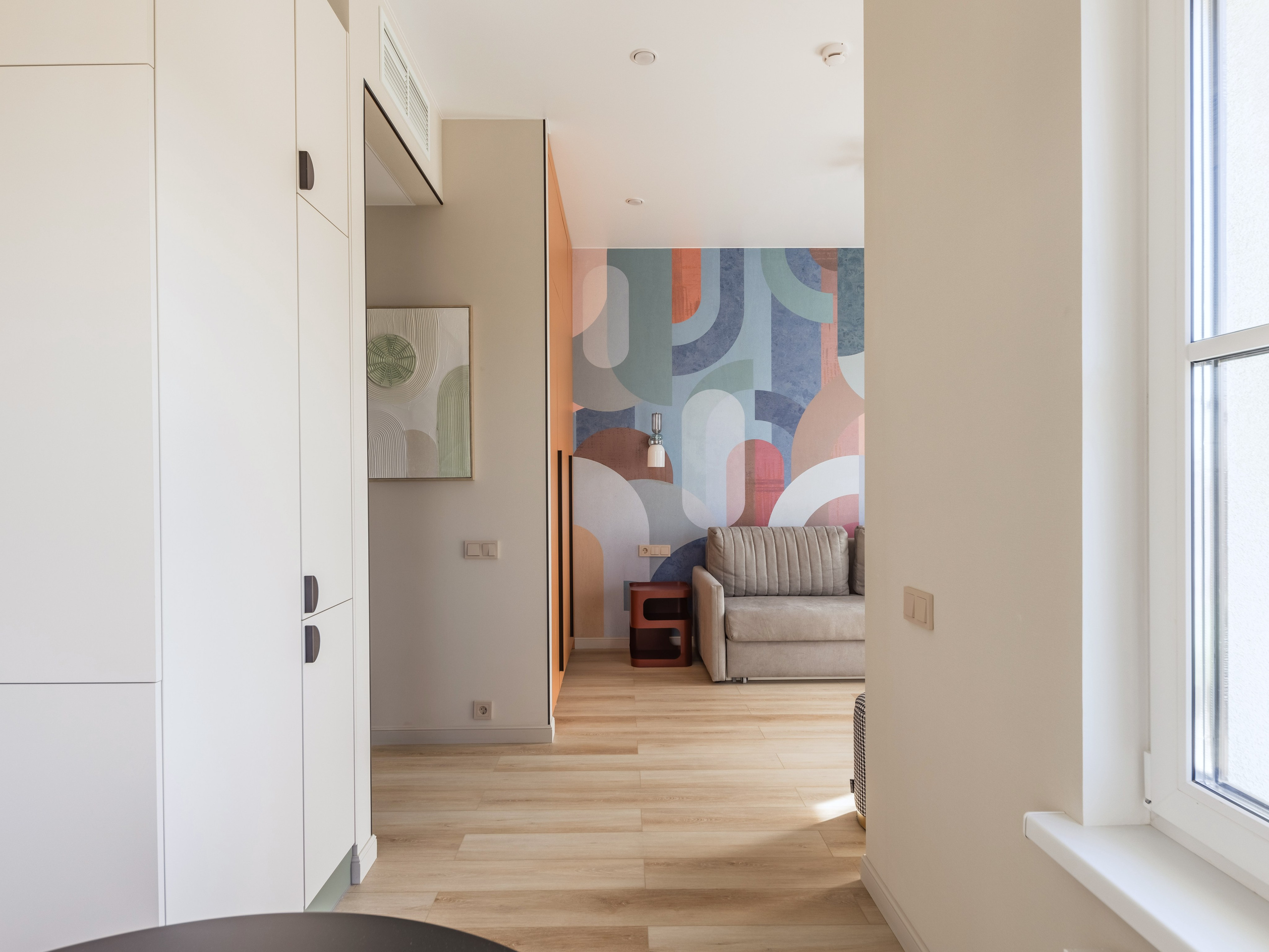 Дизайн яркой квартиры для аренды в Санкт-Петербурге ЖК Наследие интерьер от Ксении Новиковой ksudsgn цвета авторский стиль центр города. Интерьерный дизайнер из Петербурга — Ксения Новикова | ksudsgn