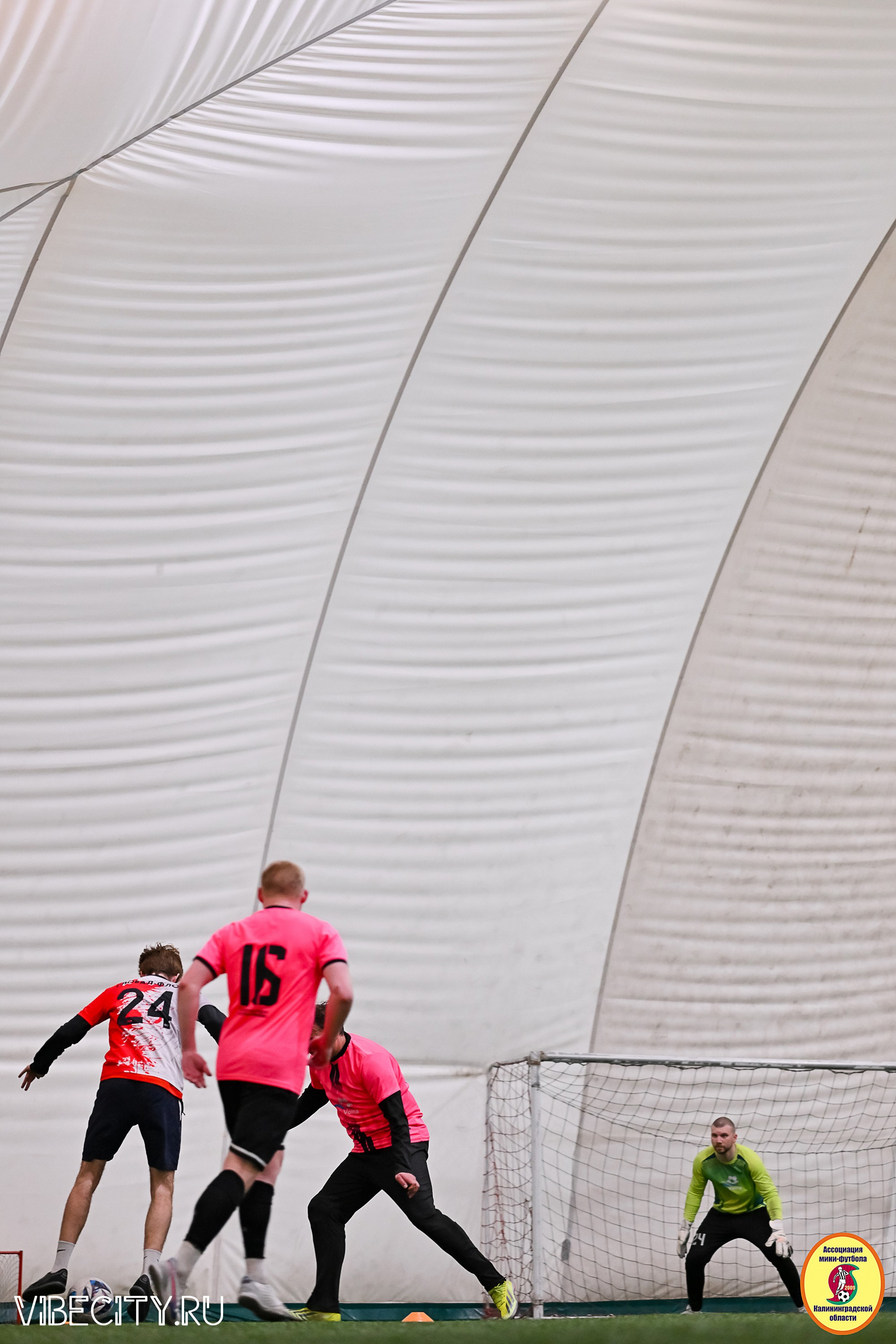 Награждение Премьер-Лига 6×6. VIBECITY.RU Вайб Сити Ру Фоторепортажи Фотоотчеты Калининград