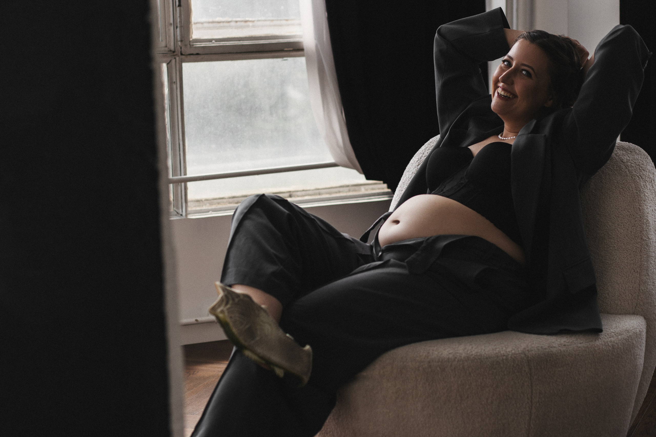 Беременная фотосессия в студии. Портретный и семейный фотограф в Москве Мария Рослякова