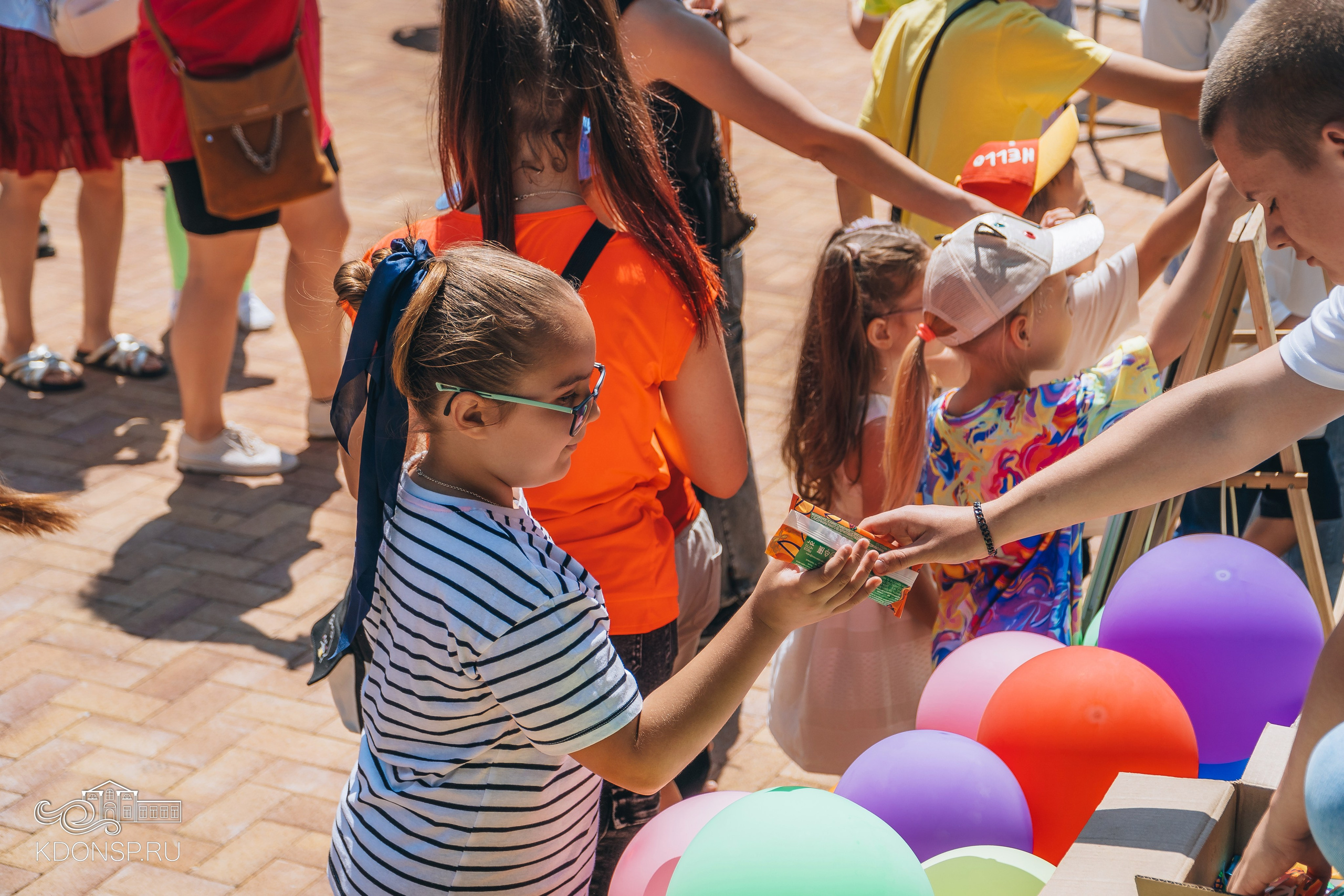 Должны смеяться дети. Новотитаровский Дом культуры