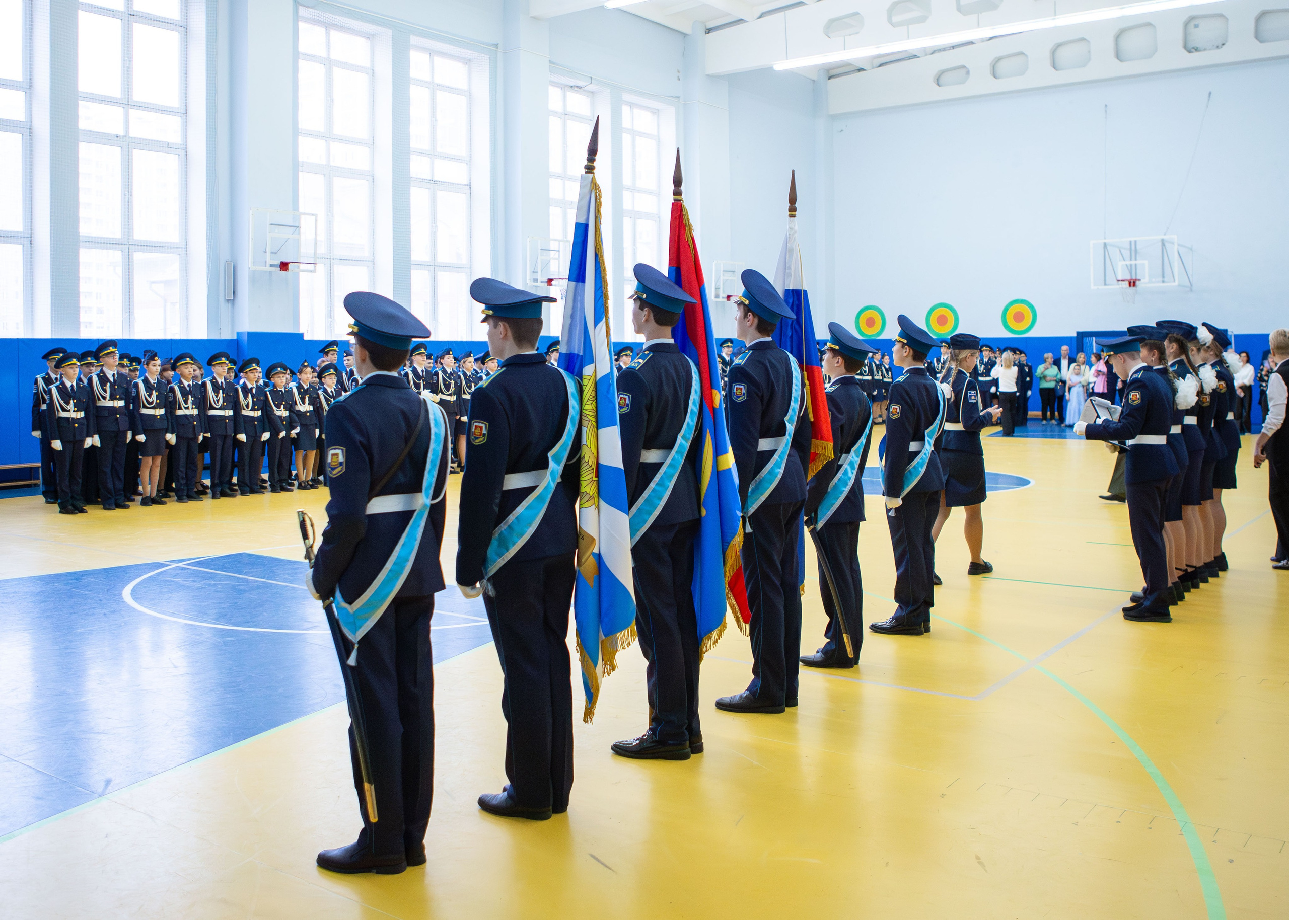 знаменная группа кадетов гимназия №7 посвящение в кадеты
