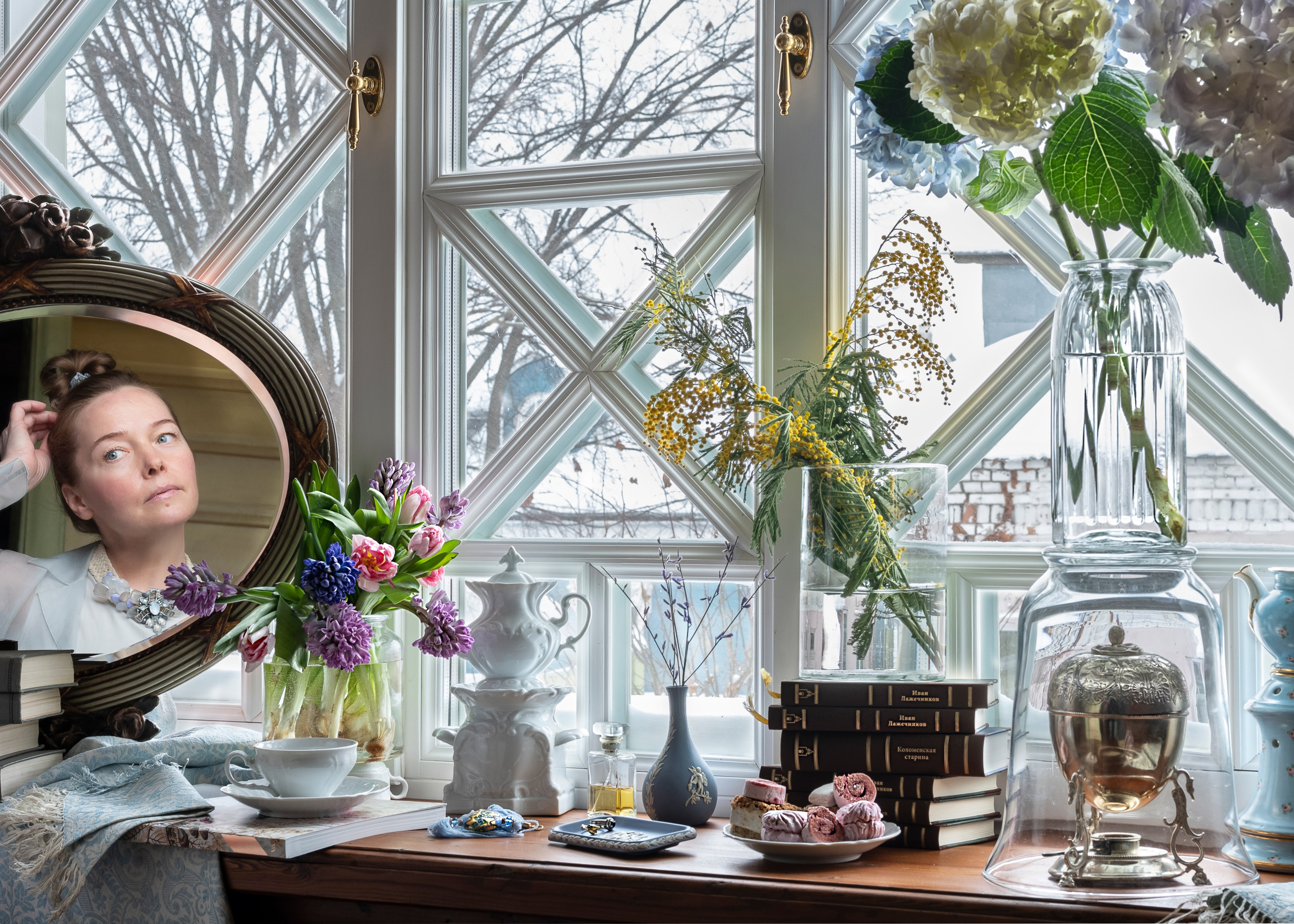 Портреты. Elena Anosova is an award-winning visual artist