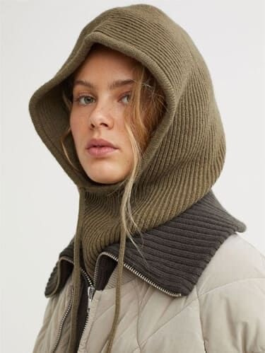 Референс для образа с шерстяным капором