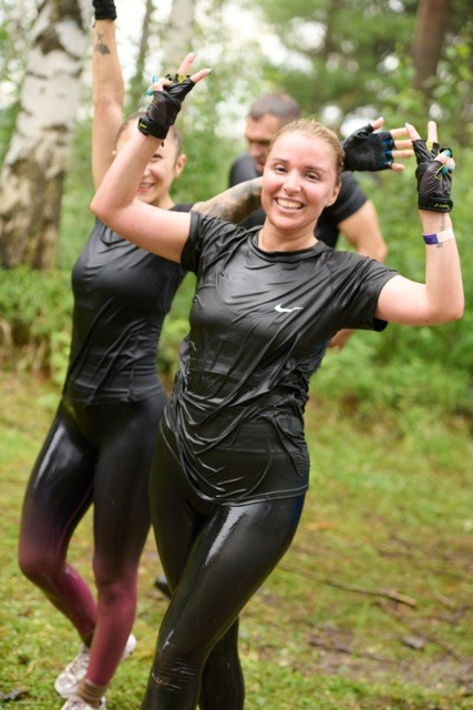Фоторепортаж с забега Стальной характер в Сургуте, 5 июля 2025. Репортажный и семейный фотограф — Шелихов Сергей