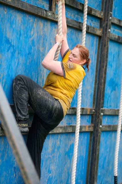 Фоторепортаж с забега Стальной характер в Сургуте, 5 июля 2025. Репортажный и семейный фотограф — Шелихов Сергей