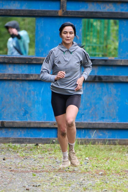 Фоторепортаж с забега Стальной характер в Сургуте, 5 июля 2025. Репортажный и семейный фотограф — Шелихов Сергей