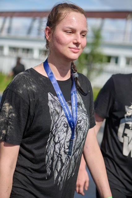 Фоторепортаж с забега Стальной характер в Сургуте, 5 июля 2025. Репортажный и семейный фотограф — Шелихов Сергей