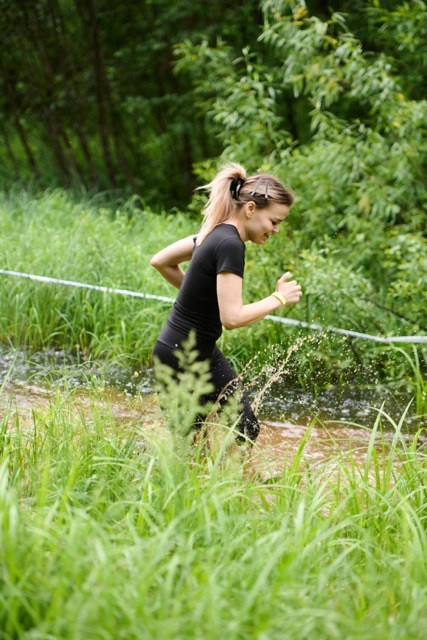 Фоторепортаж с забега Стальной характер в Сургуте, 5 июля 2025. Репортажный и семейный фотограф — Шелихов Сергей