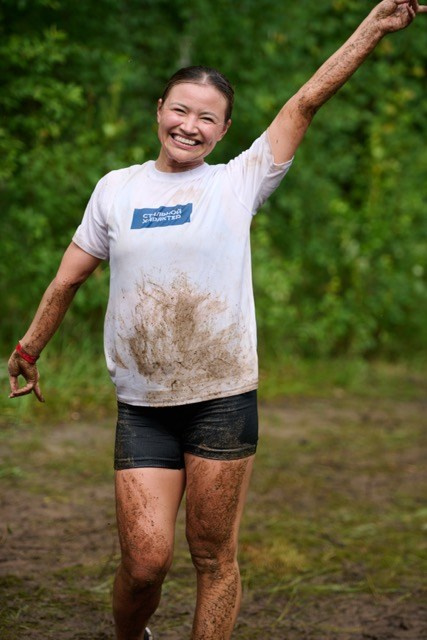 Фоторепортаж с забега Стальной характер в Сургуте, 5 июля 2025. Репортажный и семейный фотограф — Шелихов Сергей