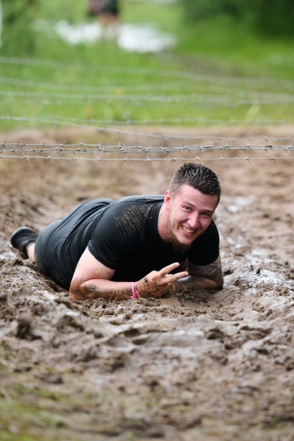 Фоторепортаж с забега Стальной характер в Сургуте, 5 июля 2025. Репортажный и семейный фотограф — Шелихов Сергей