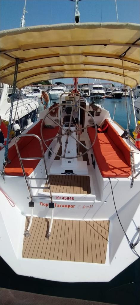 Парусно —моторные яхты и катамараны в Сочи. Аренда Яхт и Катеров в Сочи