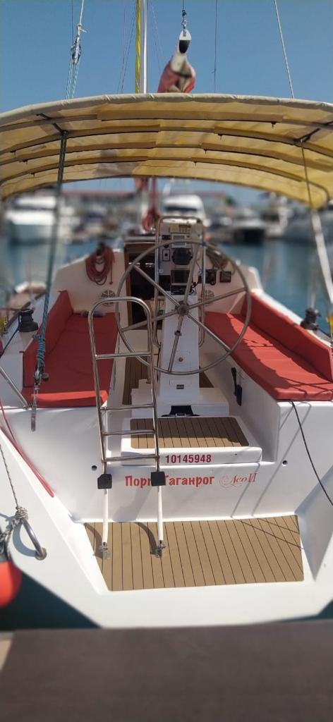 Парусно —моторные яхты и катамараны в Сочи. Аренда Яхт и Катеров в Сочи