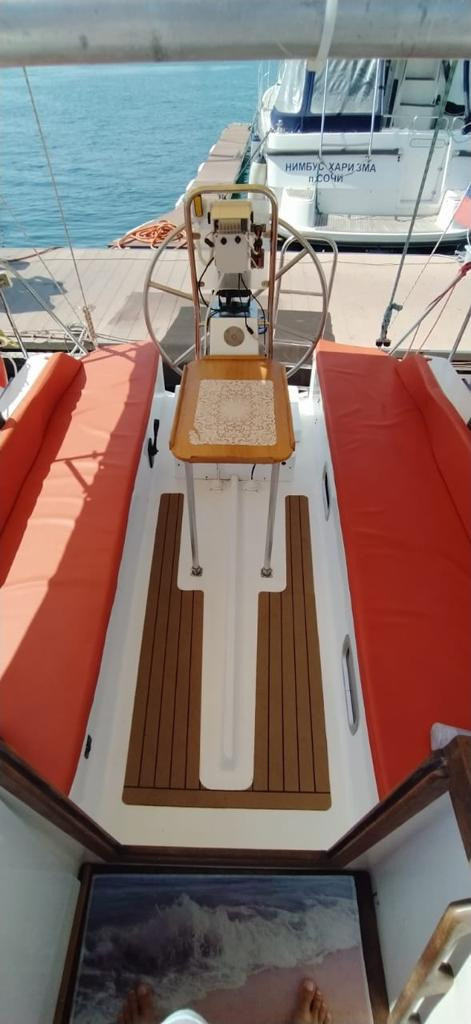 Парусно —моторные яхты и катамараны в Сочи. Аренда Яхт и Катеров в Сочи