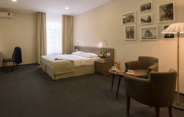 Лучшие отели в Новочеркасске для фотосъемки свадебных сборов