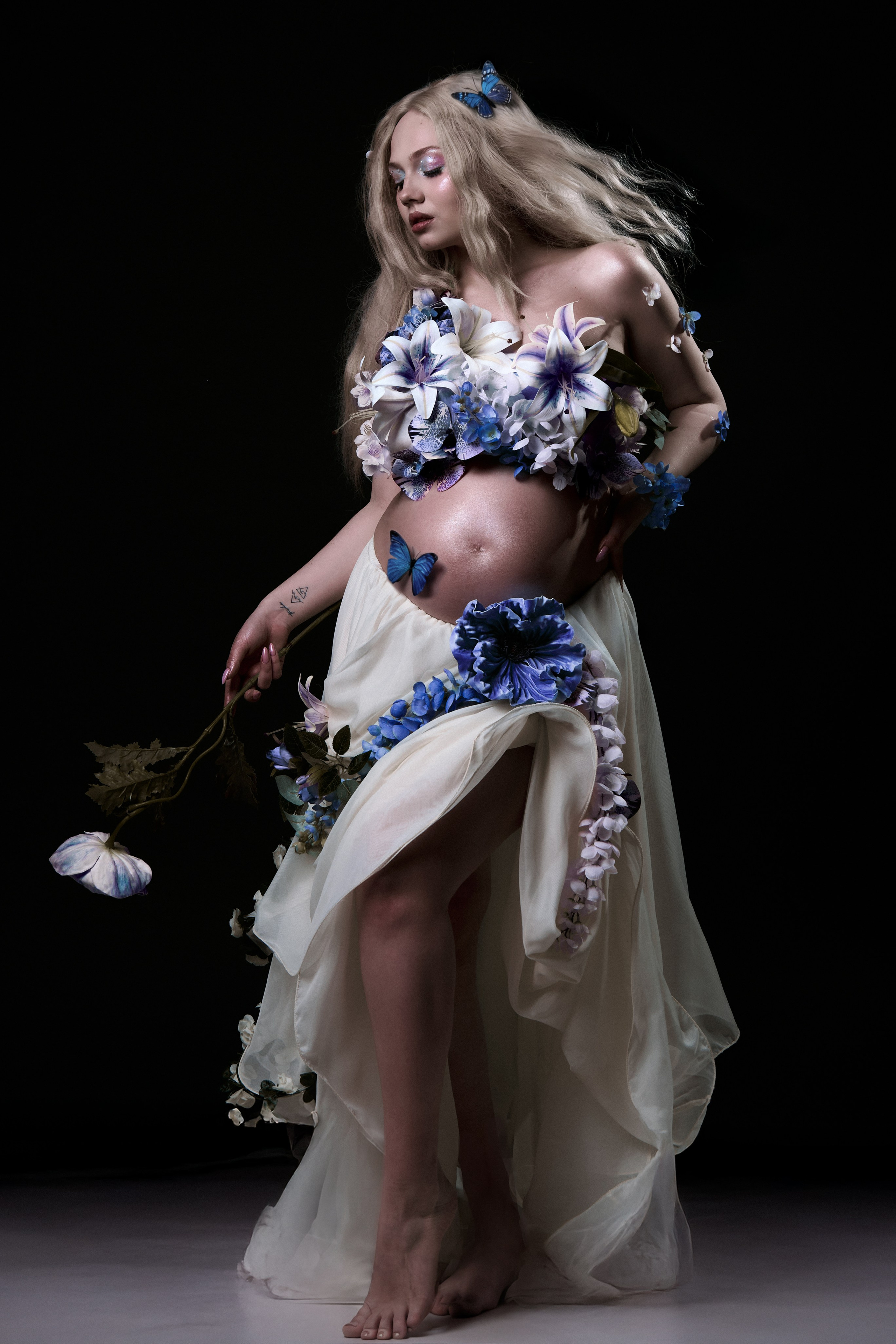 Xstazia — музыкальные обложки, арт-дирекшн, режиссура и креативное продюссирование