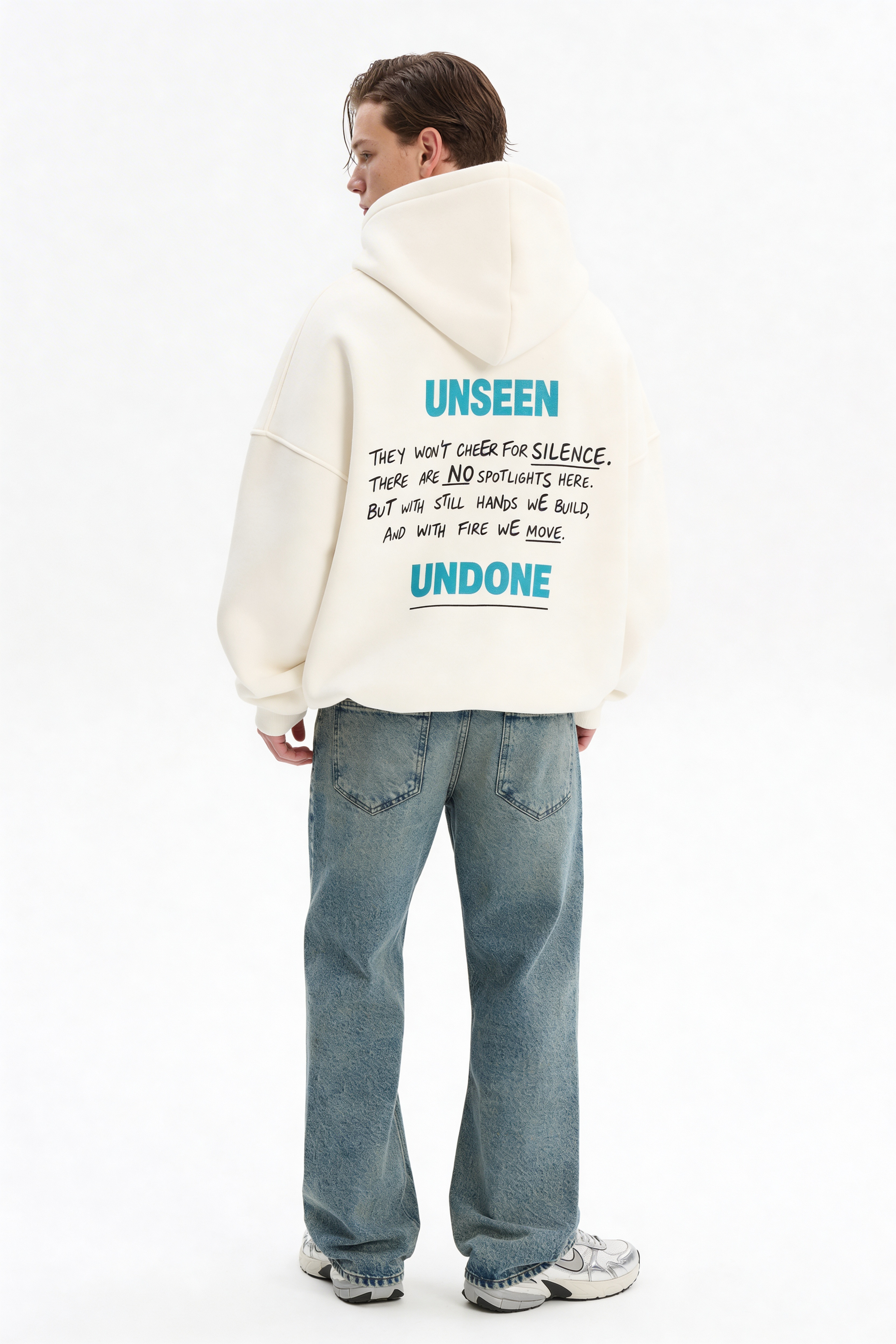 Телодвижения — AI-кампания для российского бренда одежды | jl.art.ai.lab. Анна Карчмит — AI-художник. Эдиториал, нейрофотосессия и контент для fashion и beauty брендов