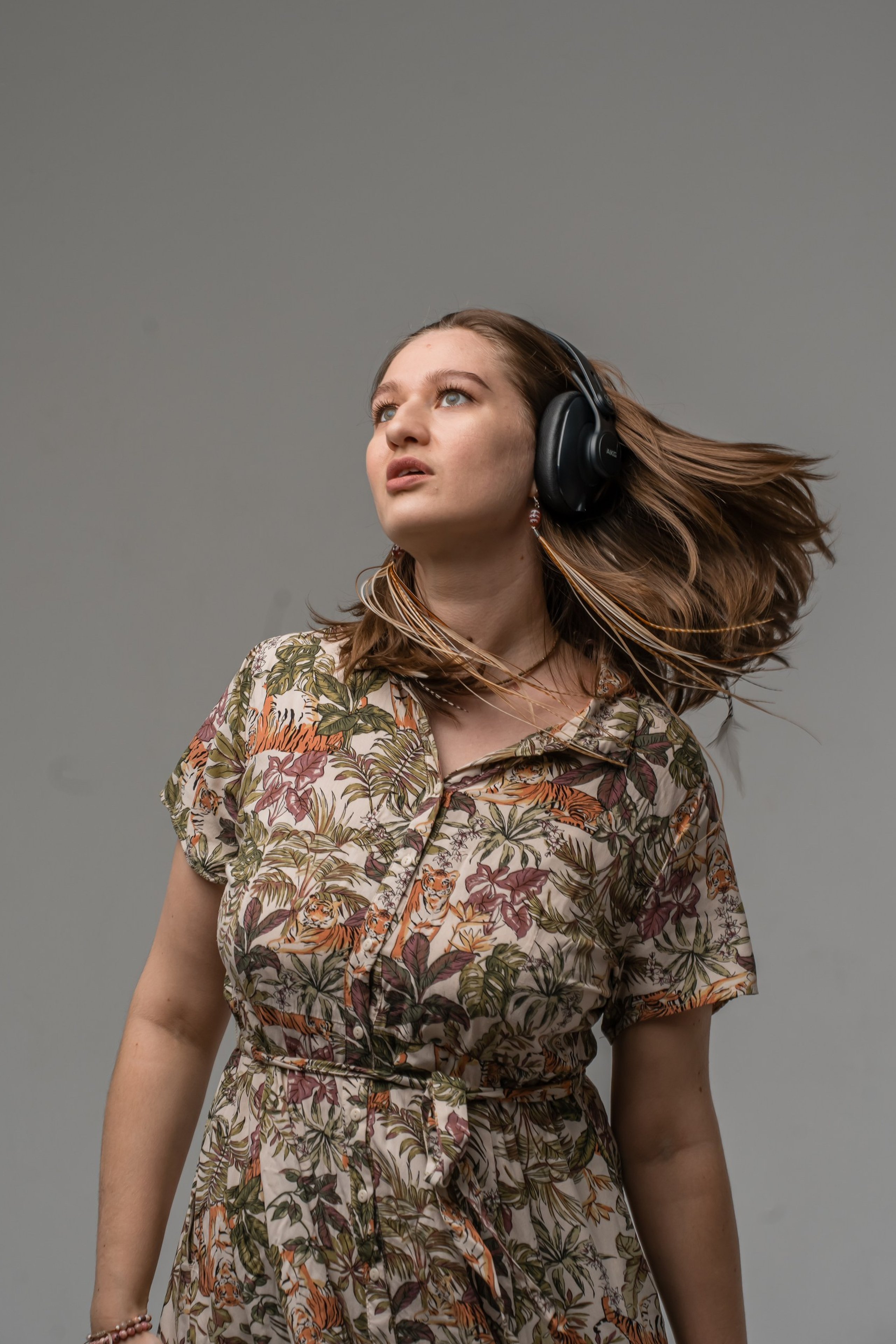 Надежда студия