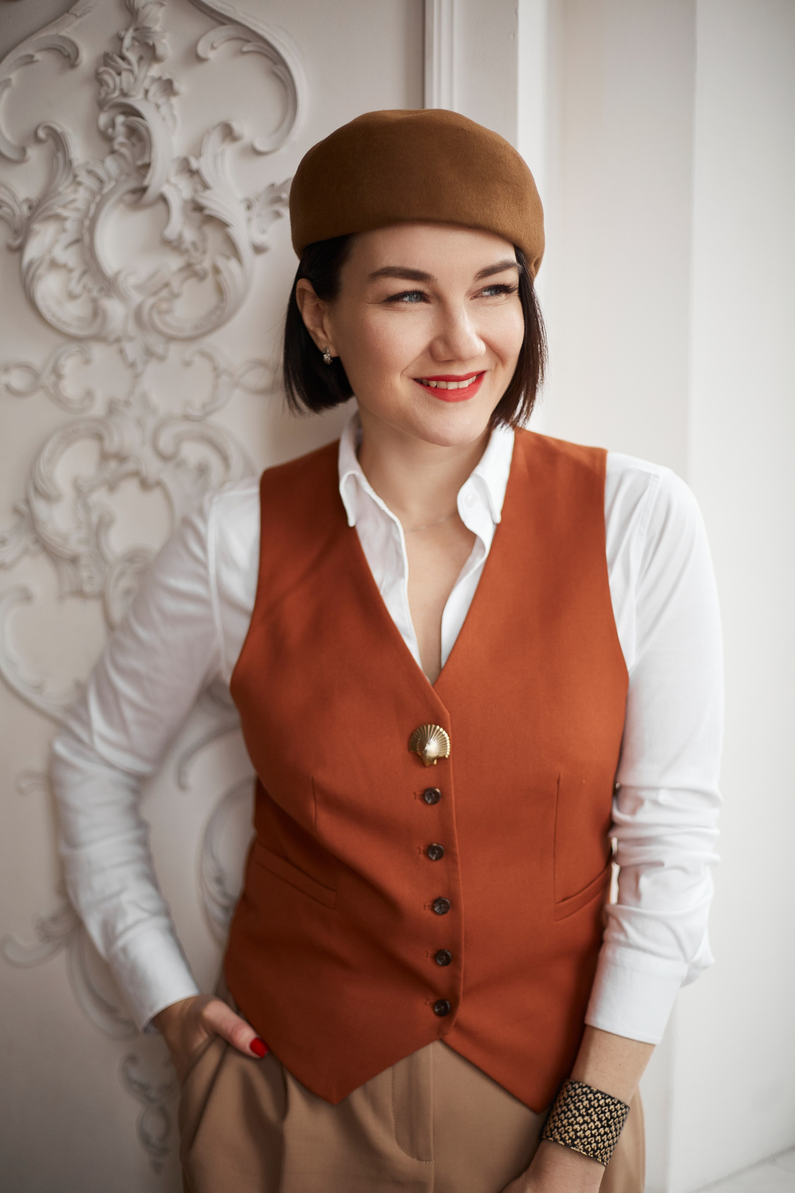 Анастасия — риелтор