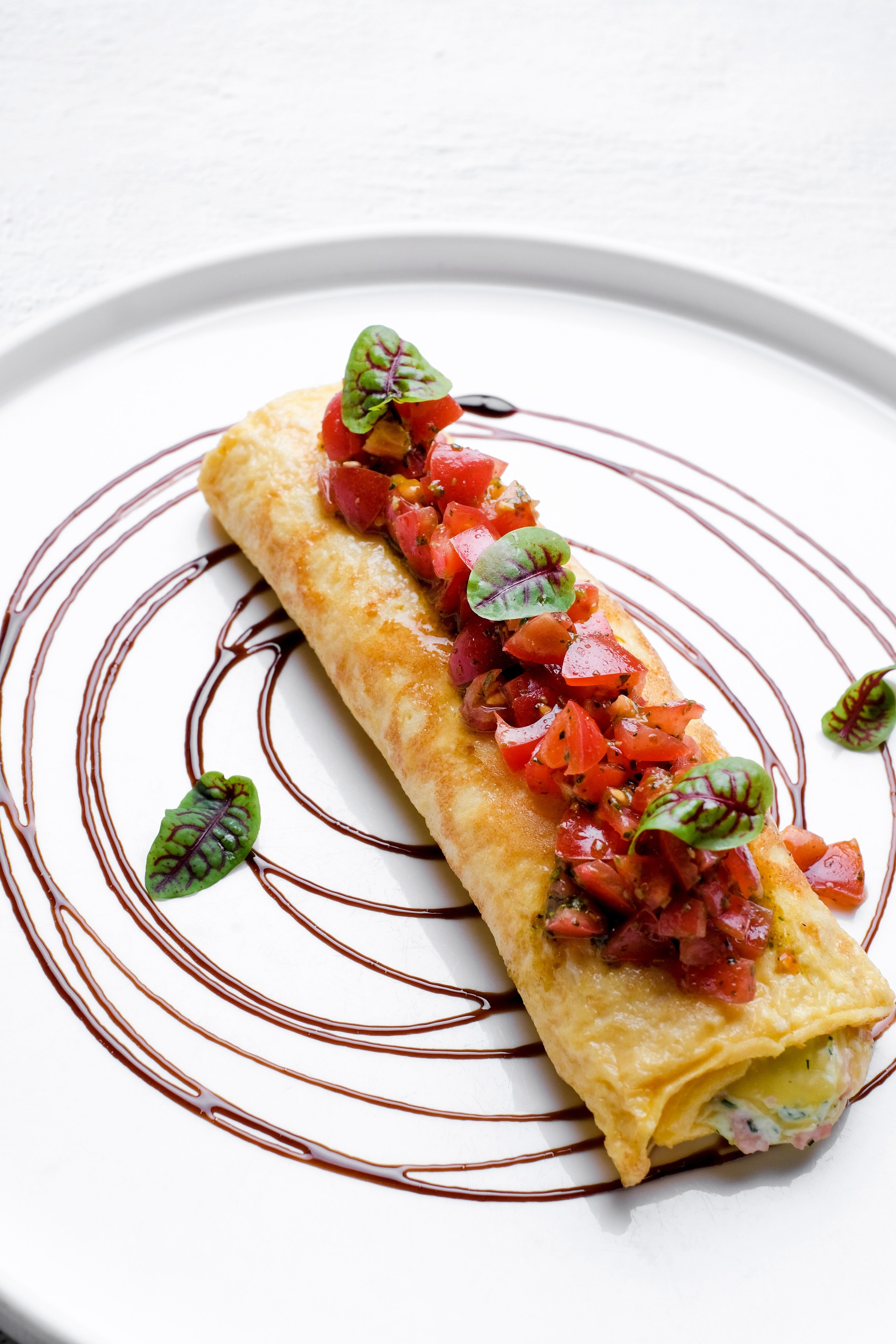 Фотография омлета на тарелке