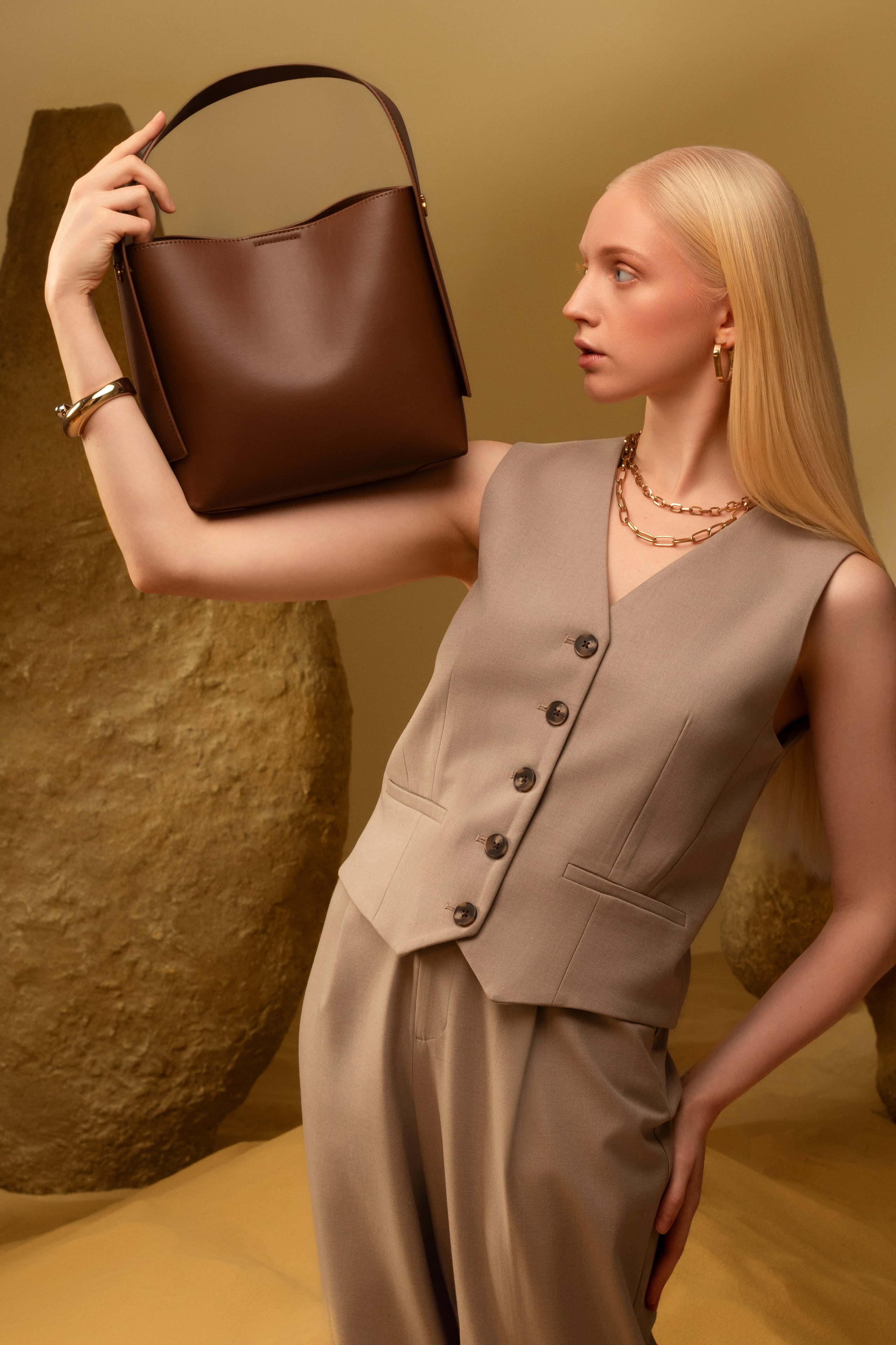 ФОТОГЕЙМ: кампейн для бренда сумок. Фотограф для брендов в Санкт-Петербурге Шилова Ксения