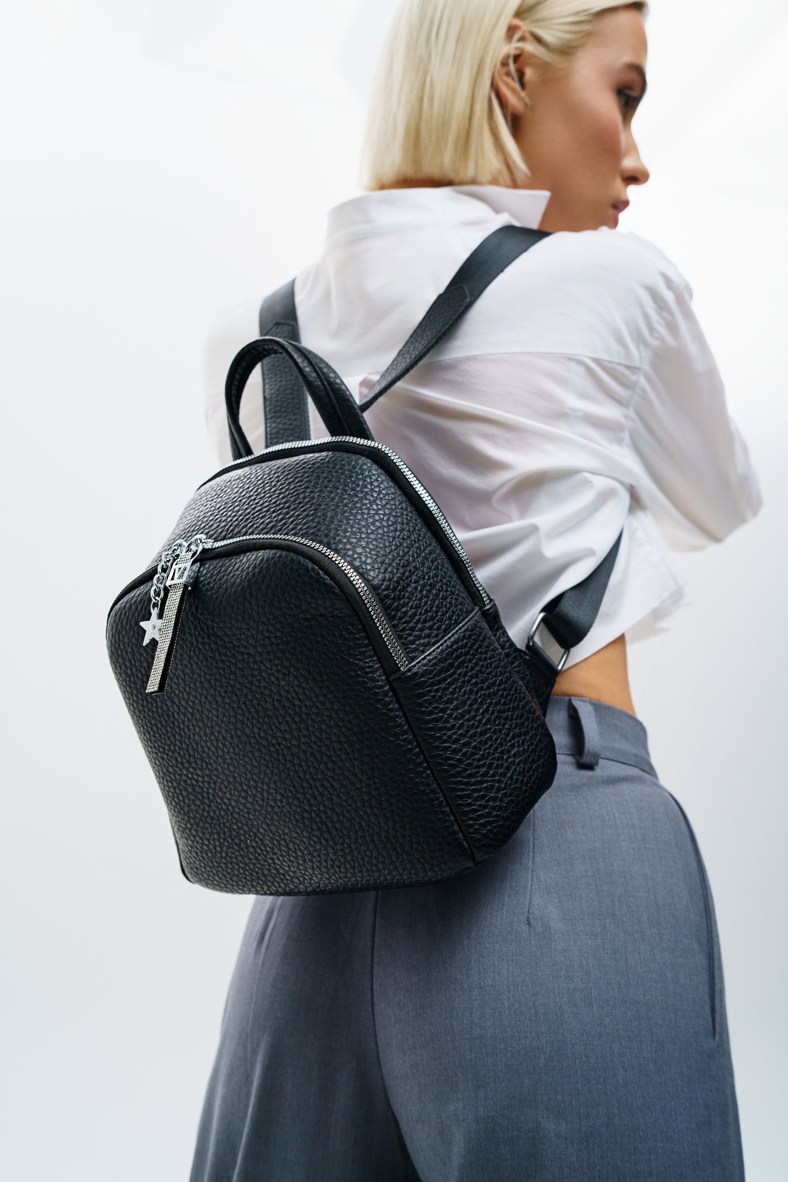 Каталог. Михаил Евтух — фотограф для брендов и маркетплейсов в Минске