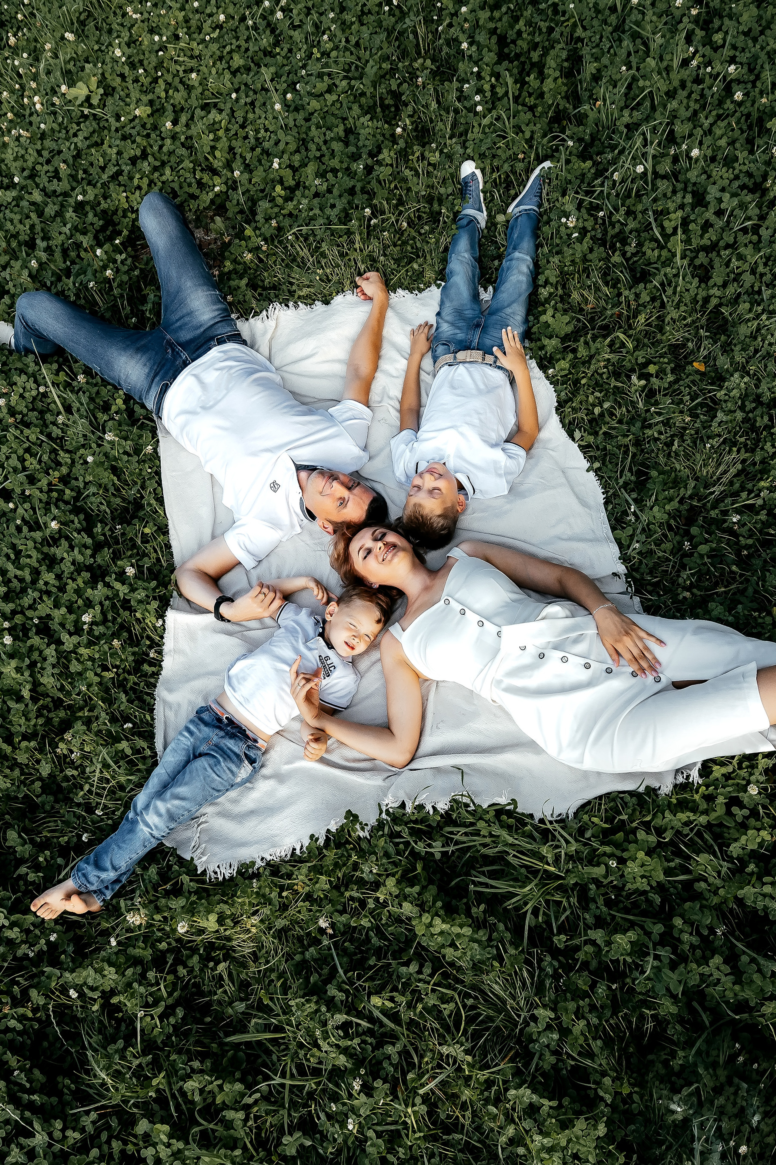 Елена и семья в Гребнево