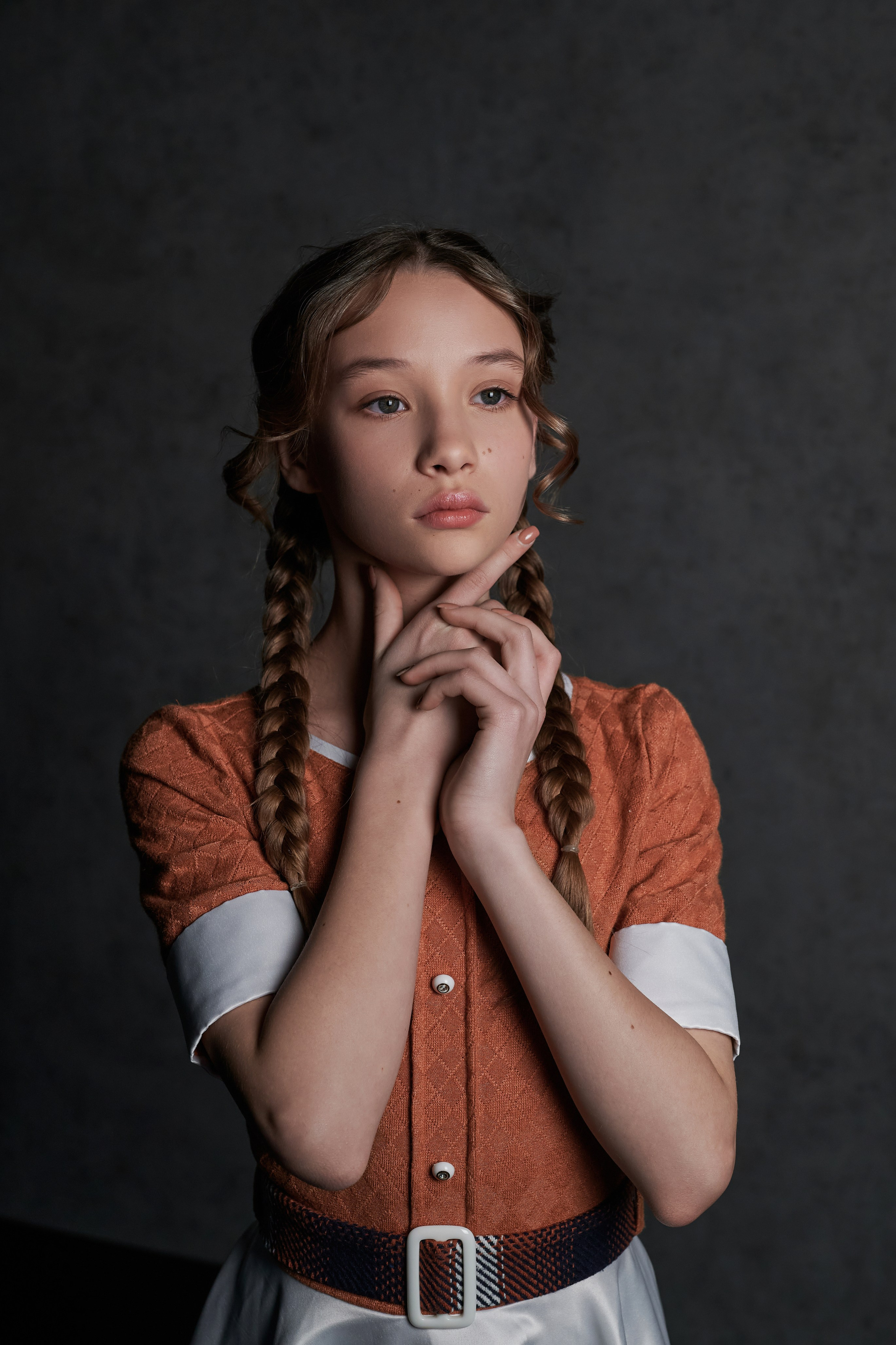 Элла. Черным по белому