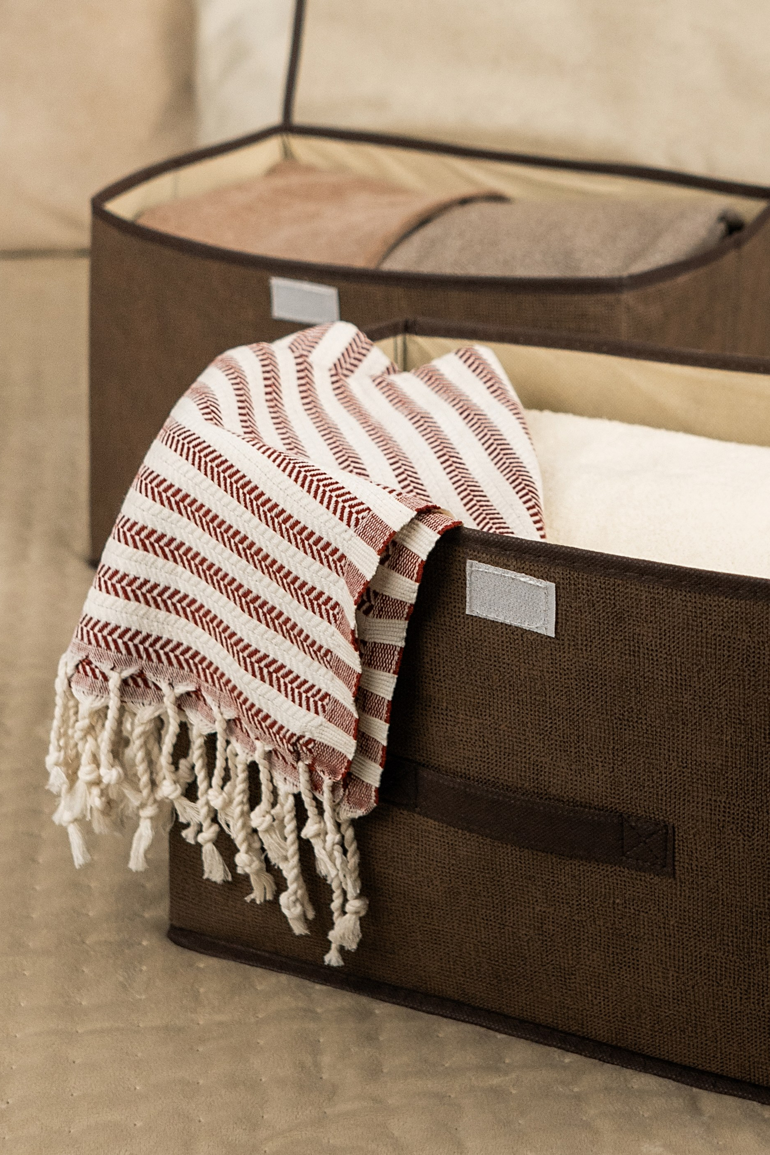 Боксы и органайзеры для хранения