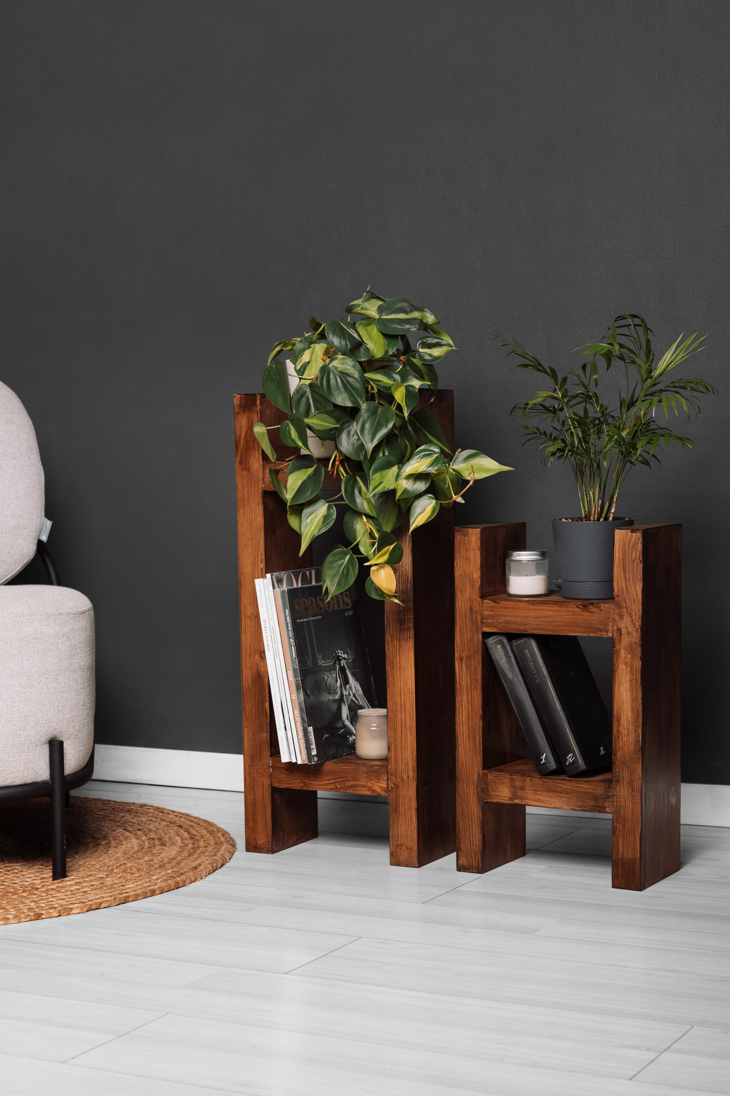 Напольные полки для цветов