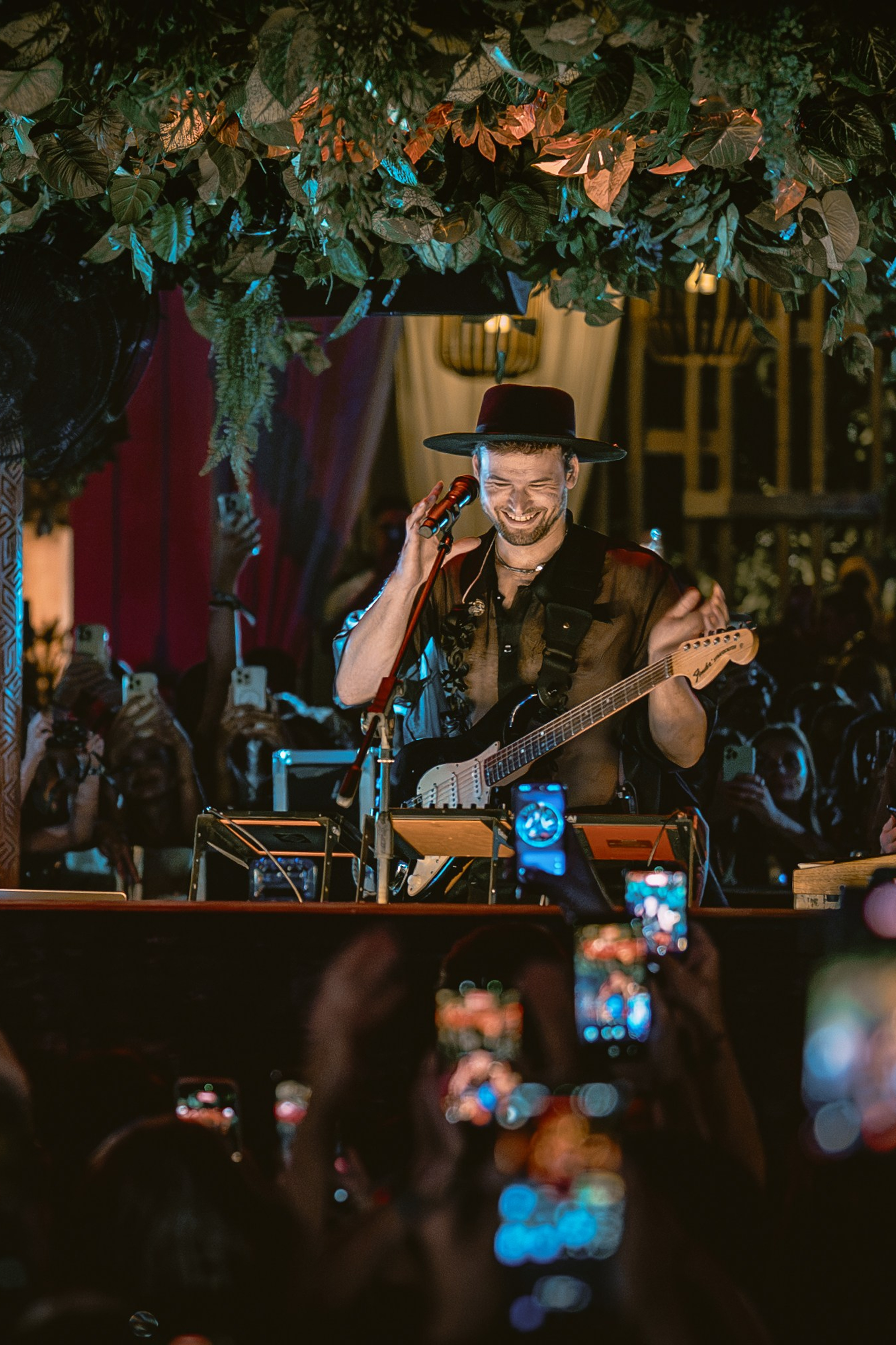 Monolink, electronic music producer performance in Savaya, Bali. Сергей Зворыгин