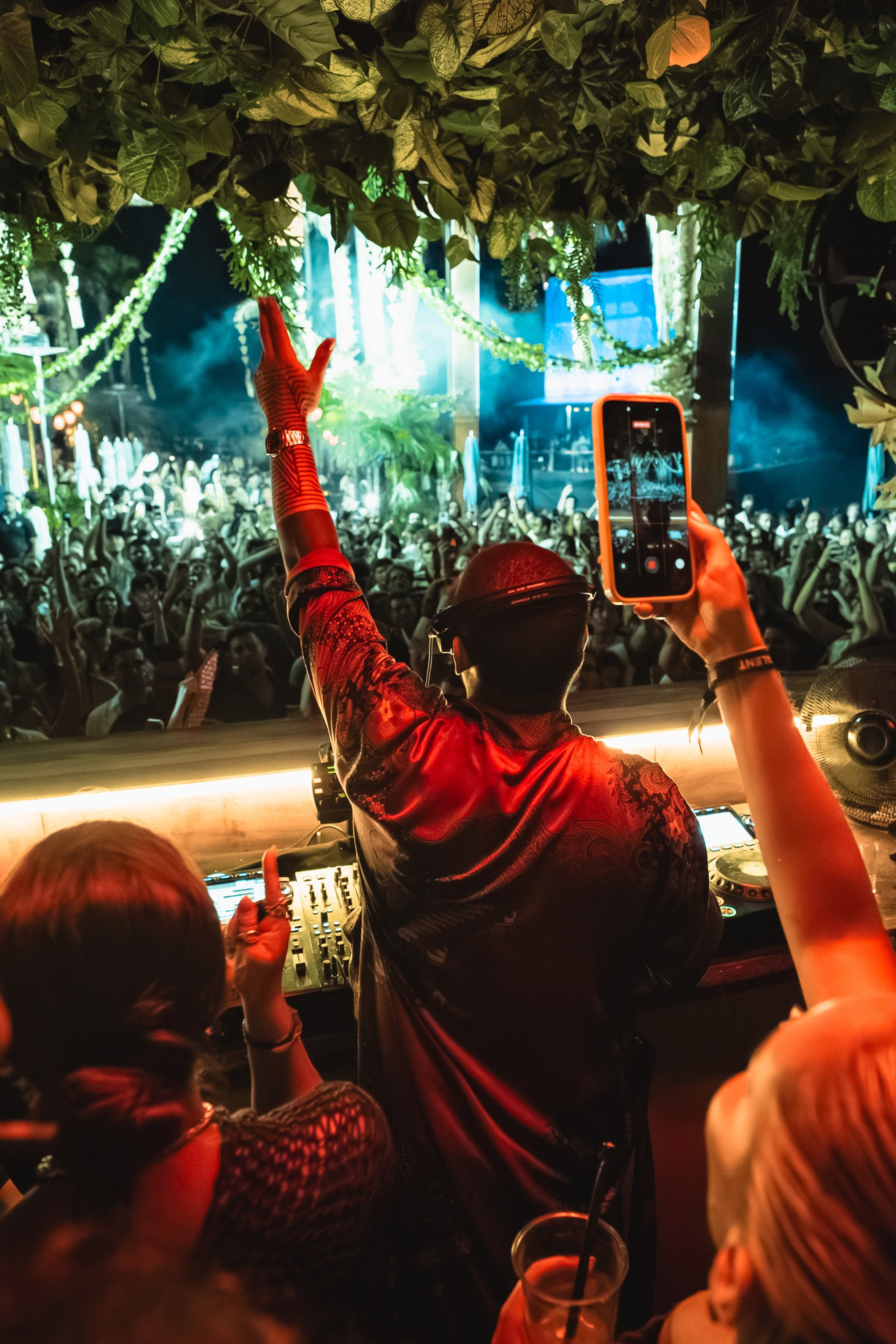 Vintage Culture, Brazilian DJ and record producer performance in Savaya, Bali. Сергей Зворыгин