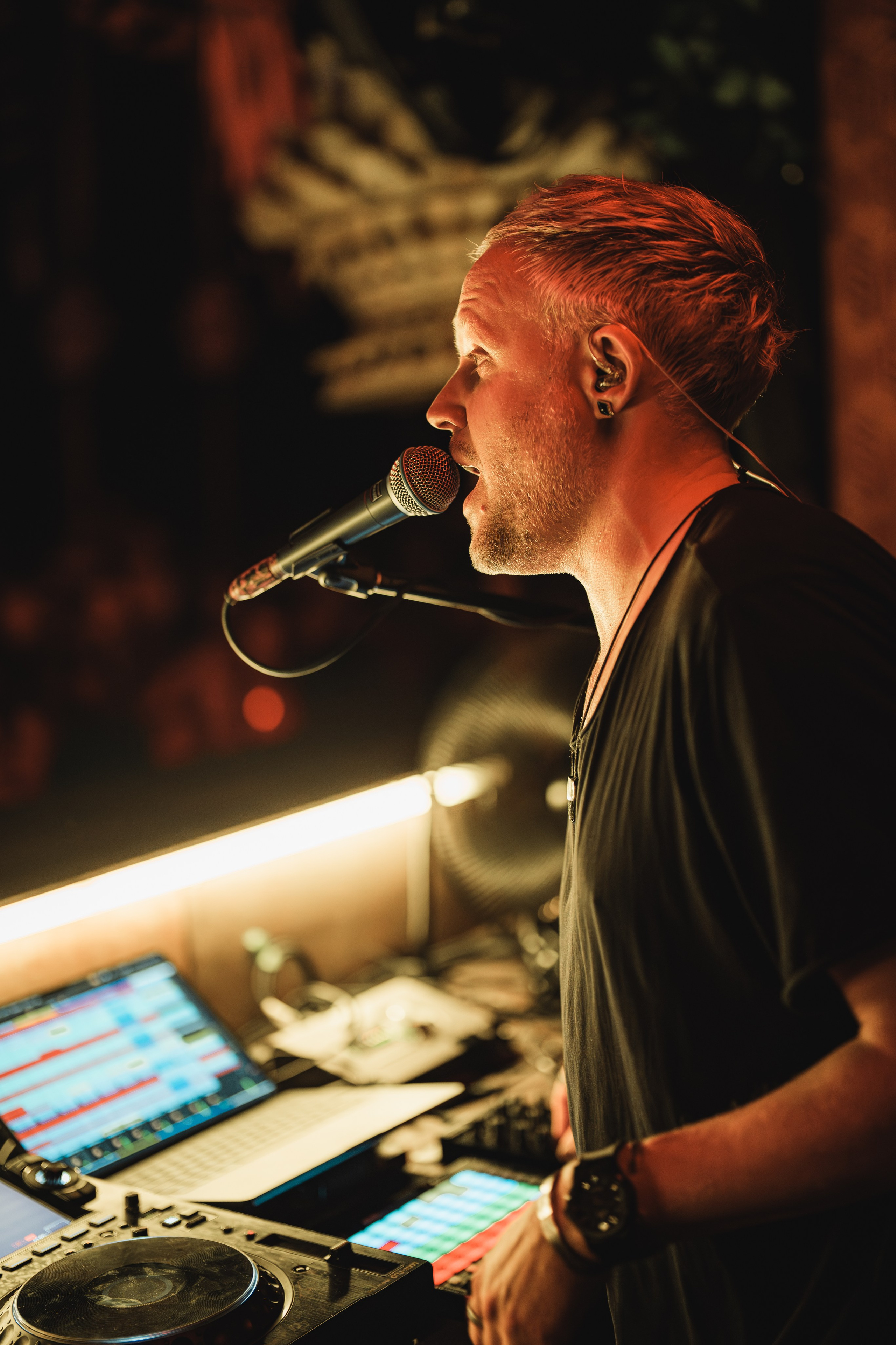 Jan Blomqvist, Damian Lazarus, Ame DJ performance in Savaya, Bali. Сергей Зворыгин