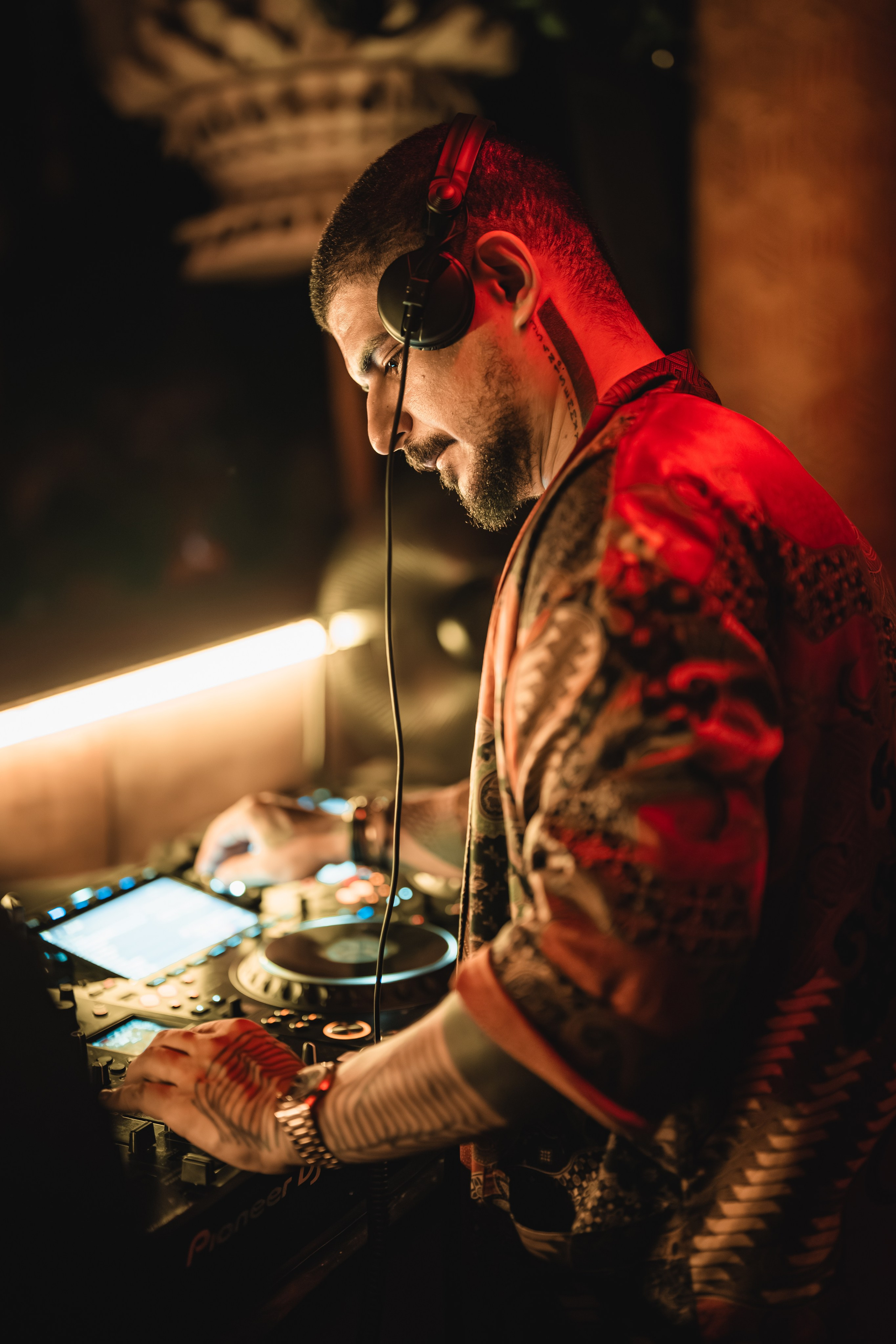 Vintage Culture, Brazilian DJ and record producer performance in Savaya, Bali. Сергей Зворыгин