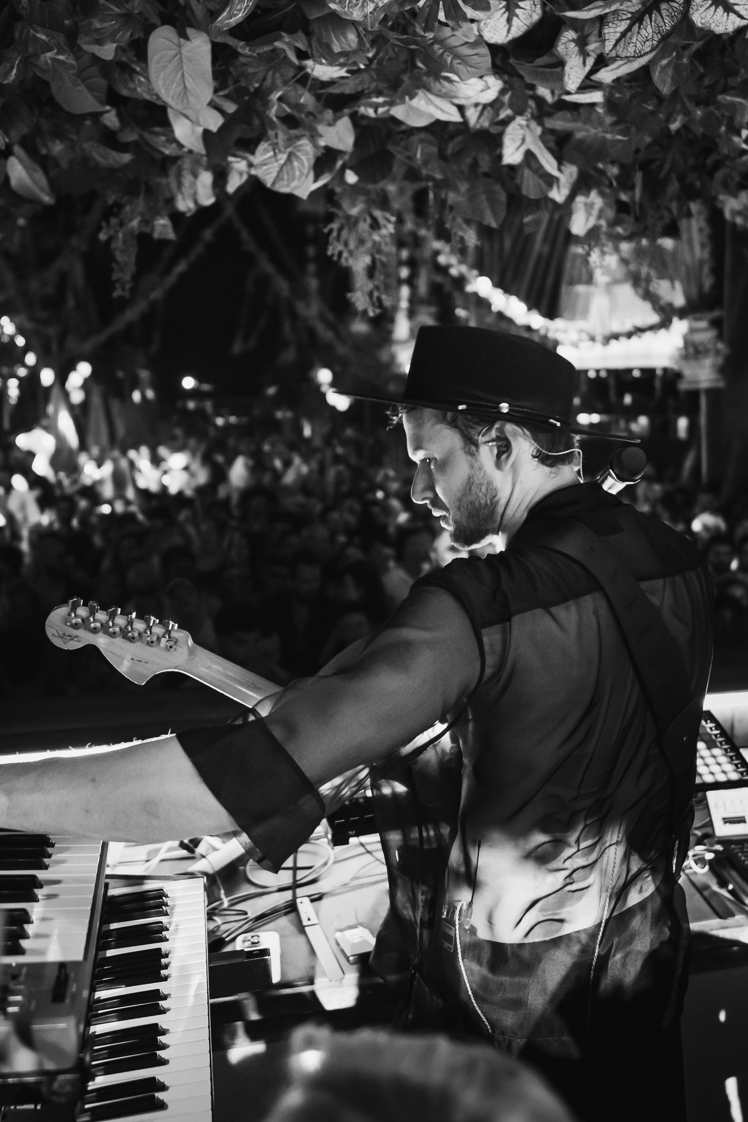 Monolink, electronic music producer performance in Savaya, Bali. Сергей Зворыгин