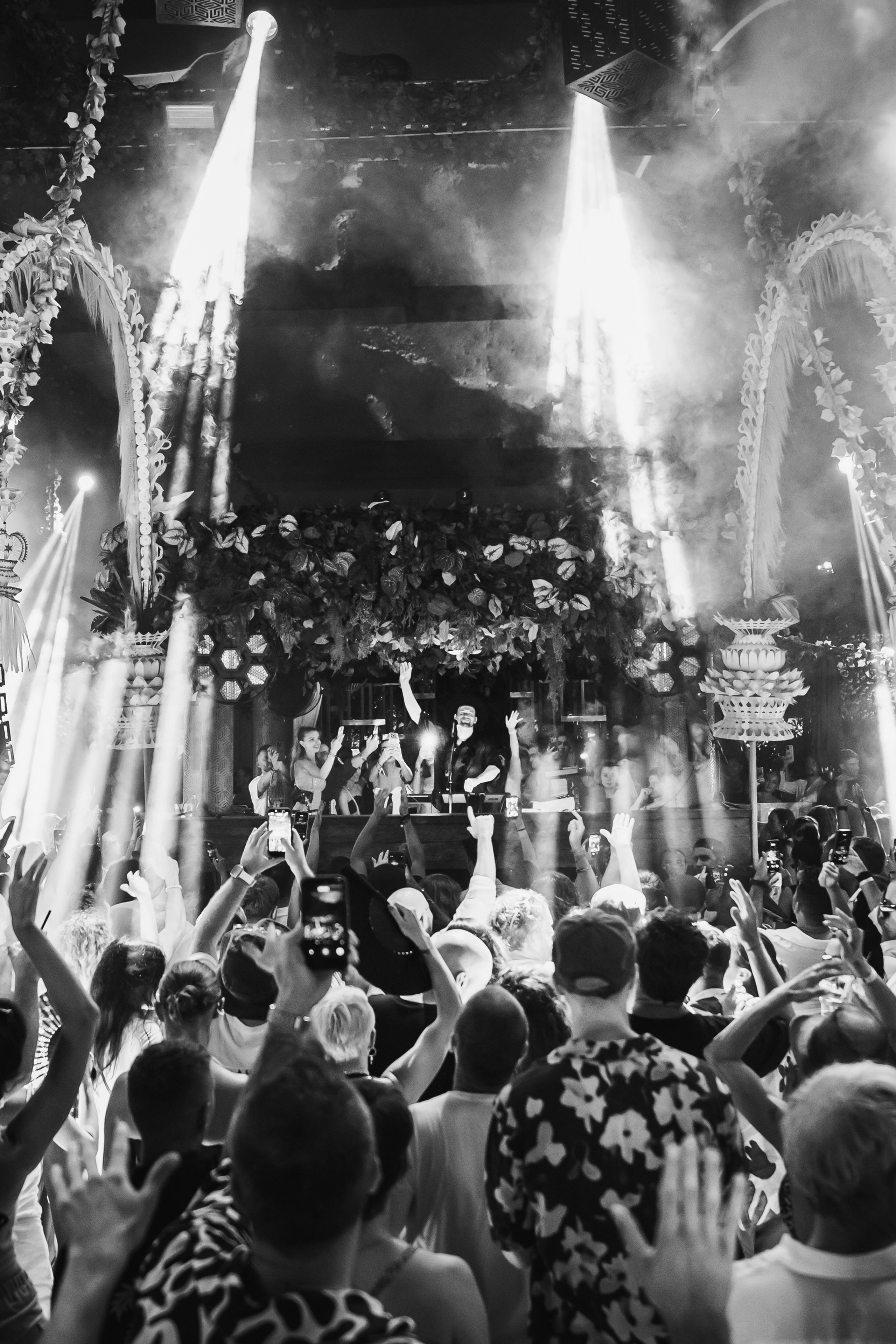 Monolink, electronic music producer performance in Savaya, Bali. Сергей Зворыгин