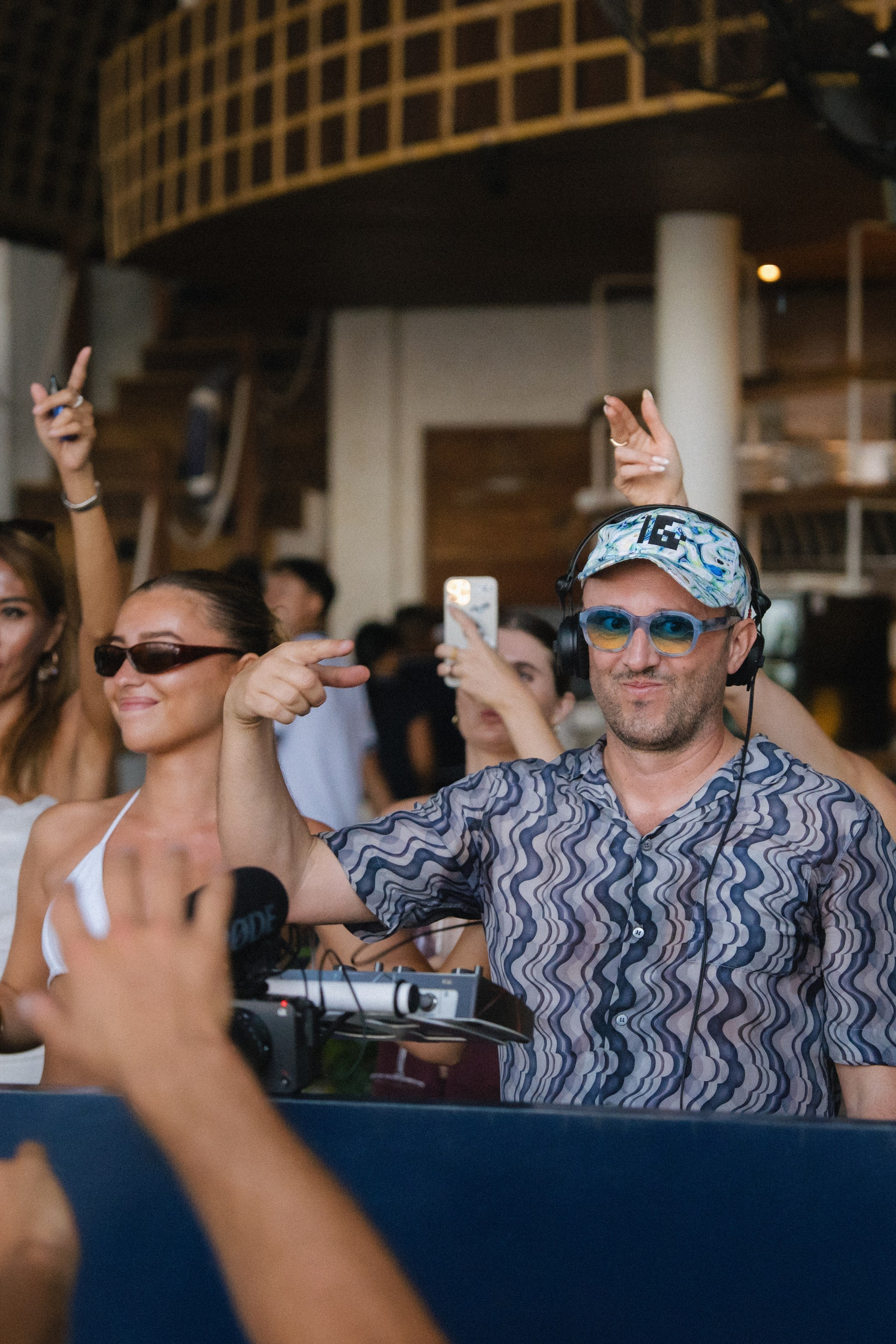 AGORIA, French electronic record producer performance at Le Blue Bali, a luxury beachfront restaurant. Сергей Зворыгин