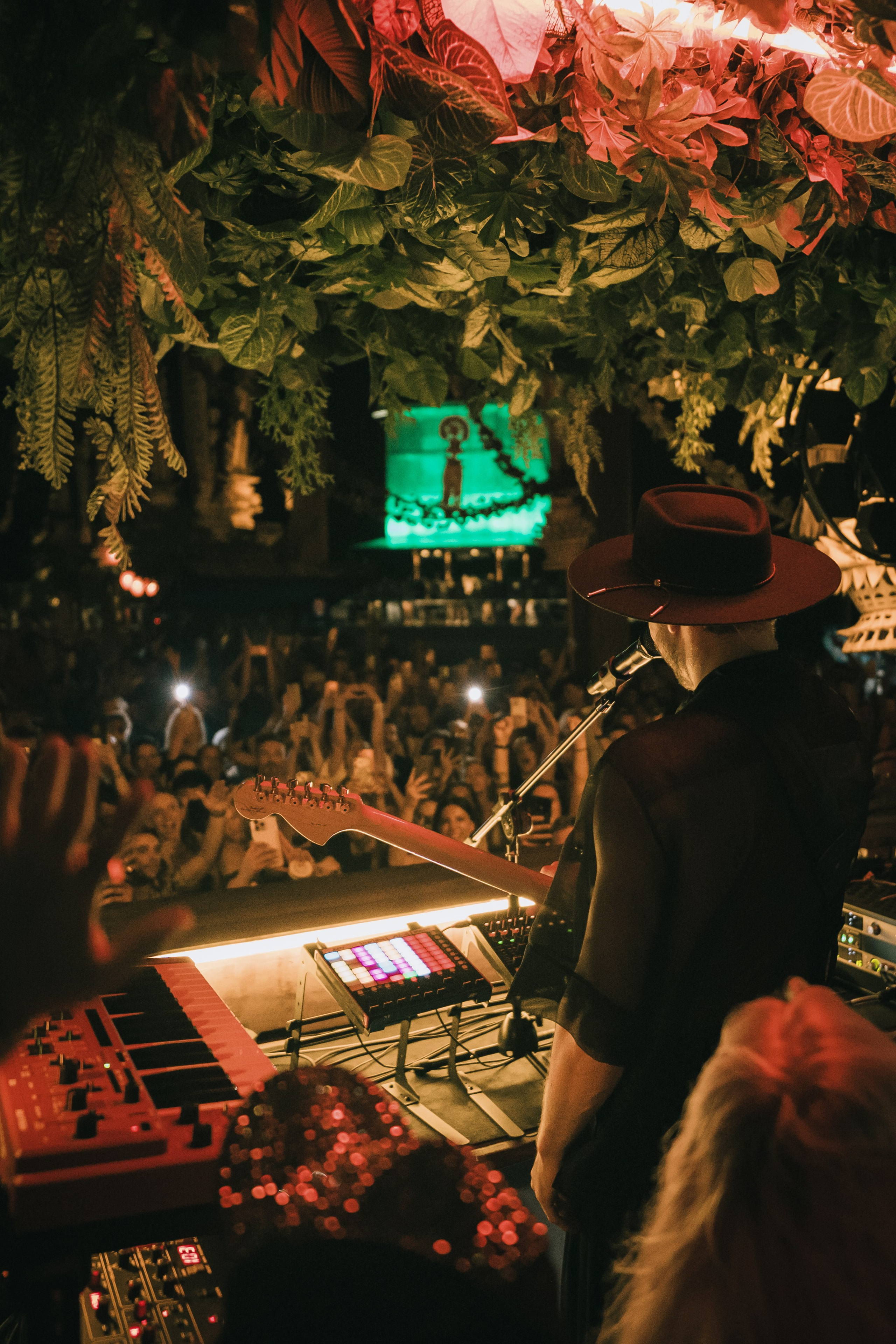 Monolink, electronic music producer performance in Savaya, Bali. Сергей Зворыгин