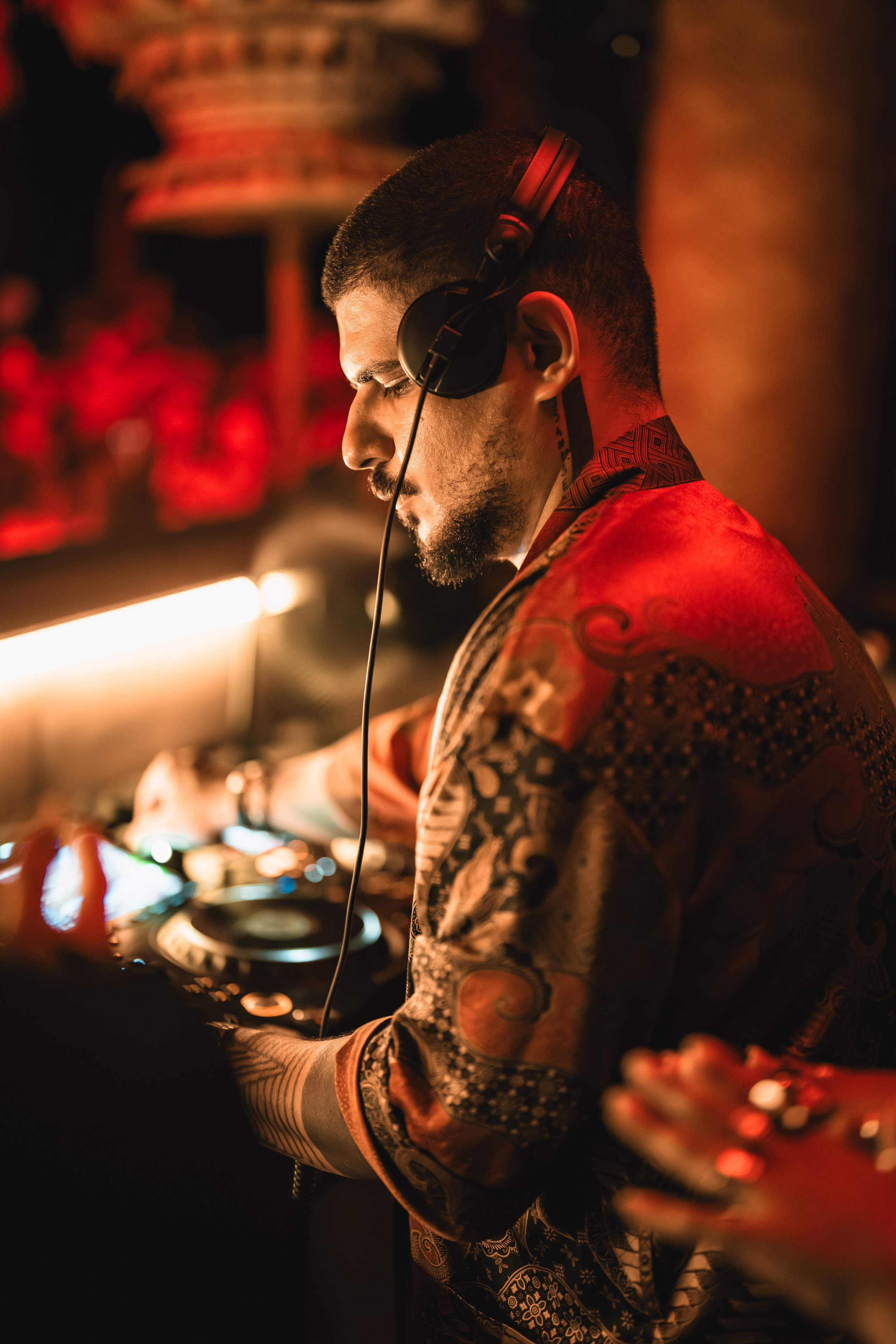Vintage Culture, Brazilian DJ and record producer performance in Savaya, Bali. Сергей Зворыгин