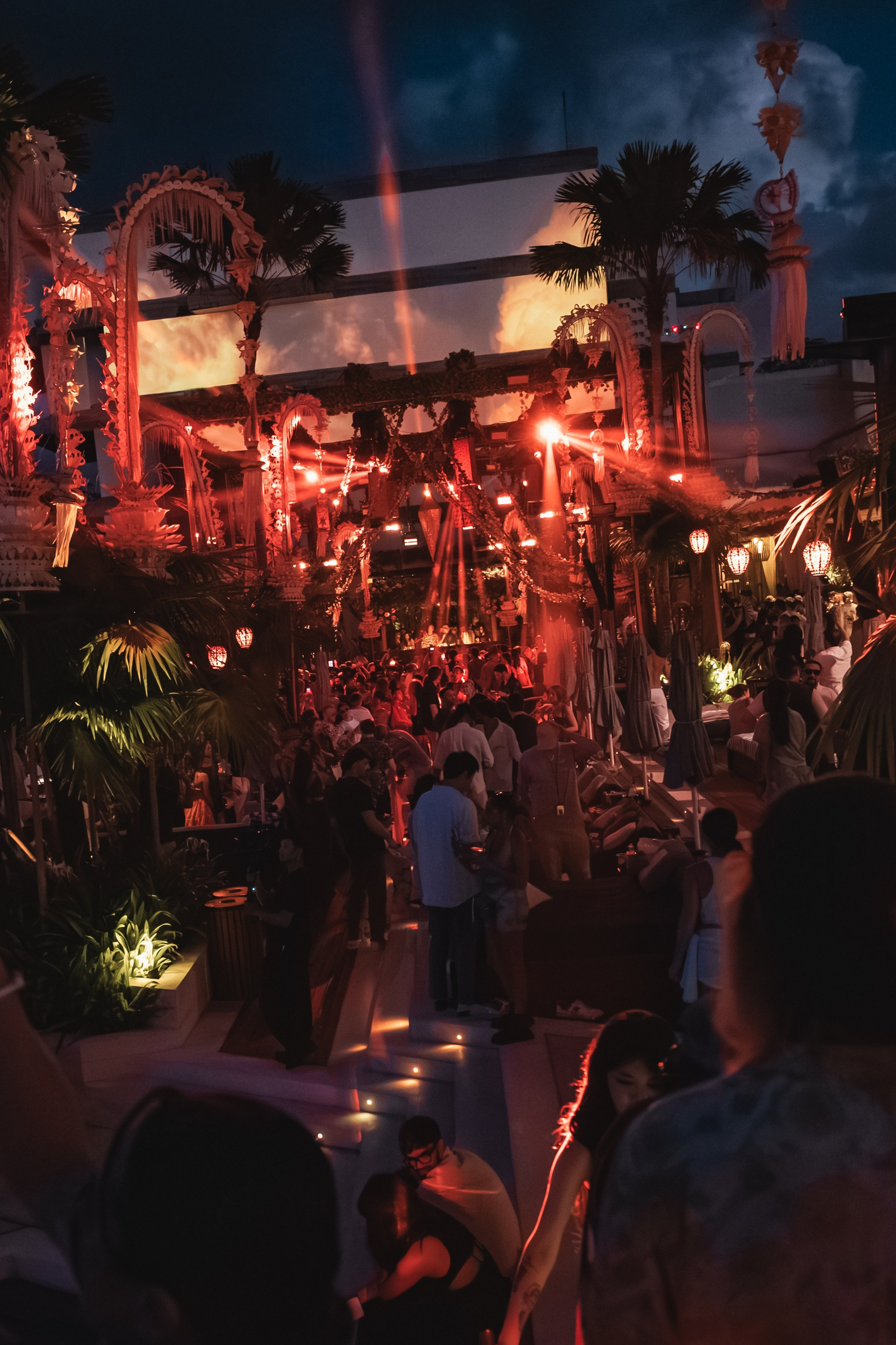 Jan Blomqvist, Damian Lazarus, Ame DJ performance in Savaya, Bali. Сергей Зворыгин