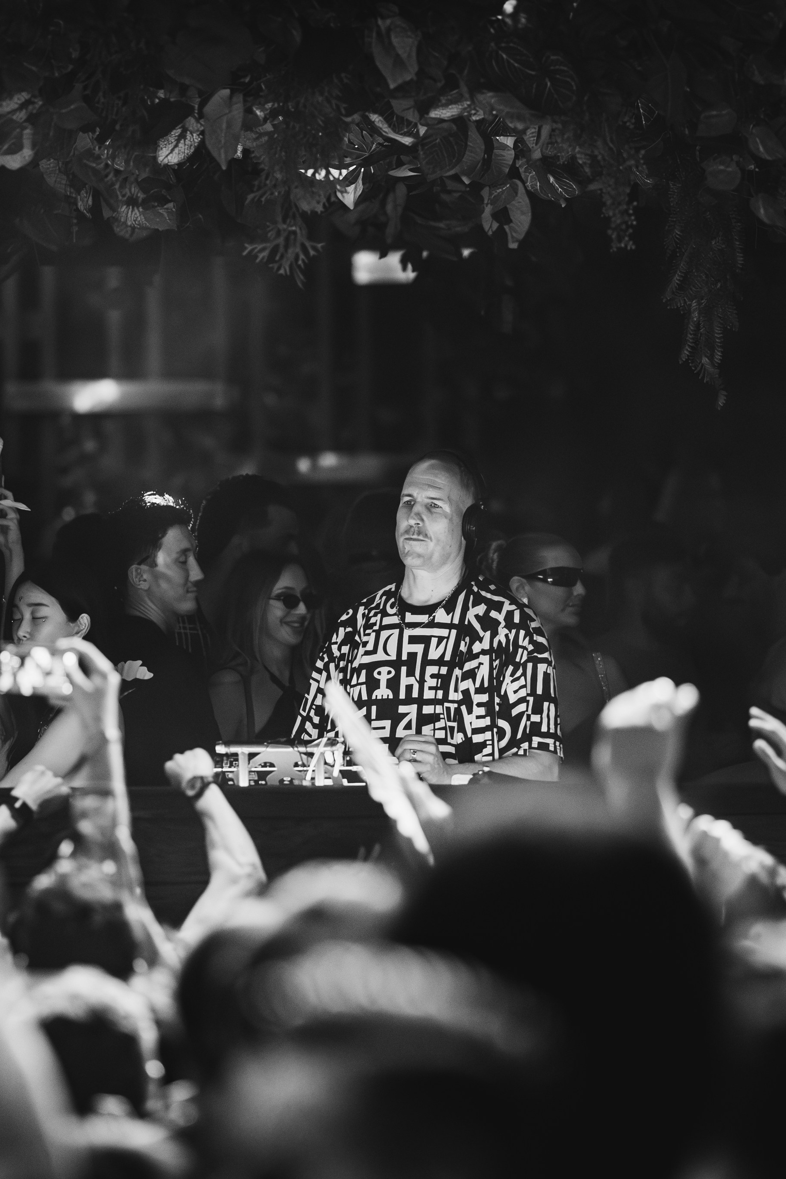 Jan Blomqvist, Damian Lazarus, Ame DJ performance in Savaya, Bali. Сергей Зворыгин