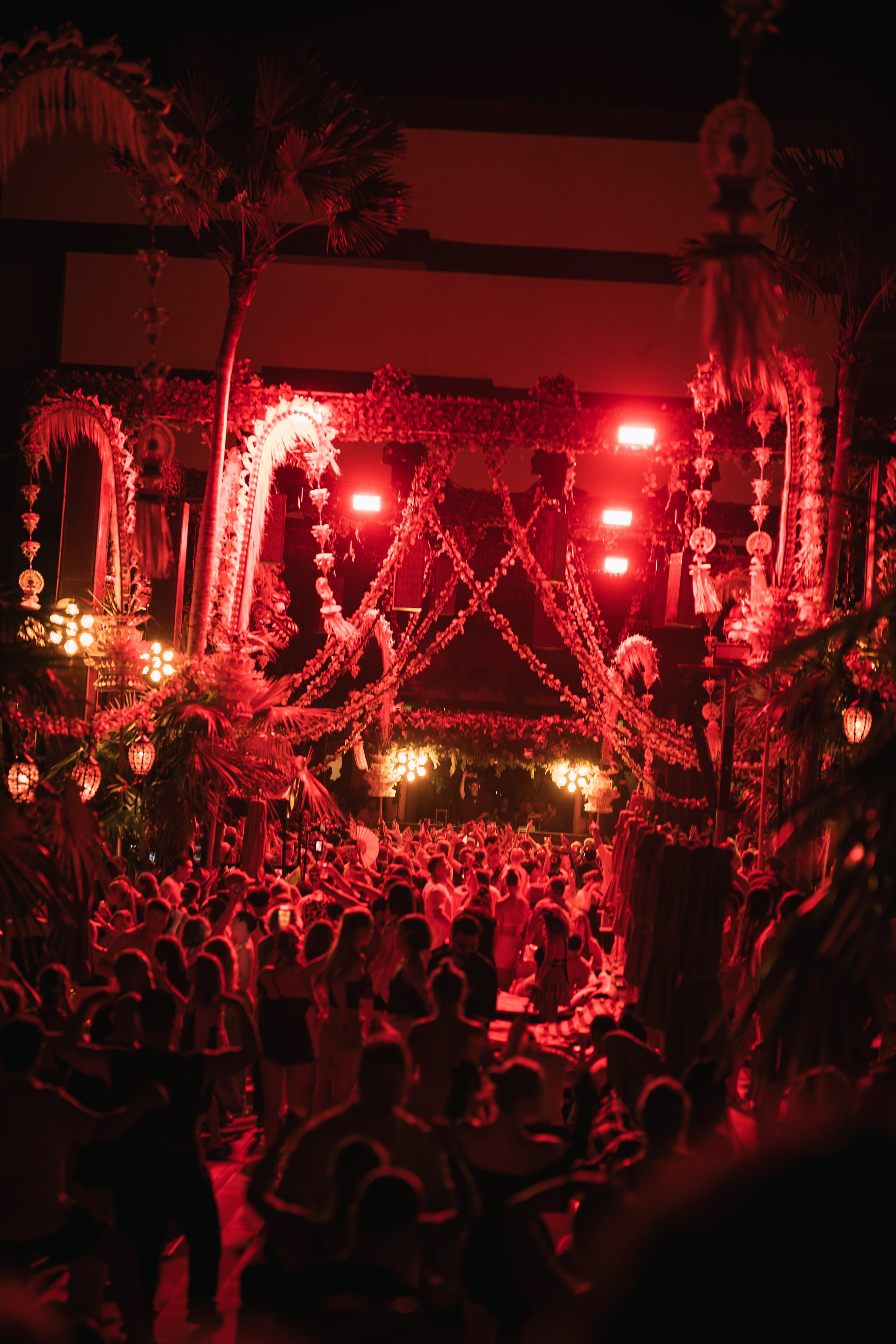 Monolink, electronic music producer performance in Savaya, Bali. Сергей Зворыгин