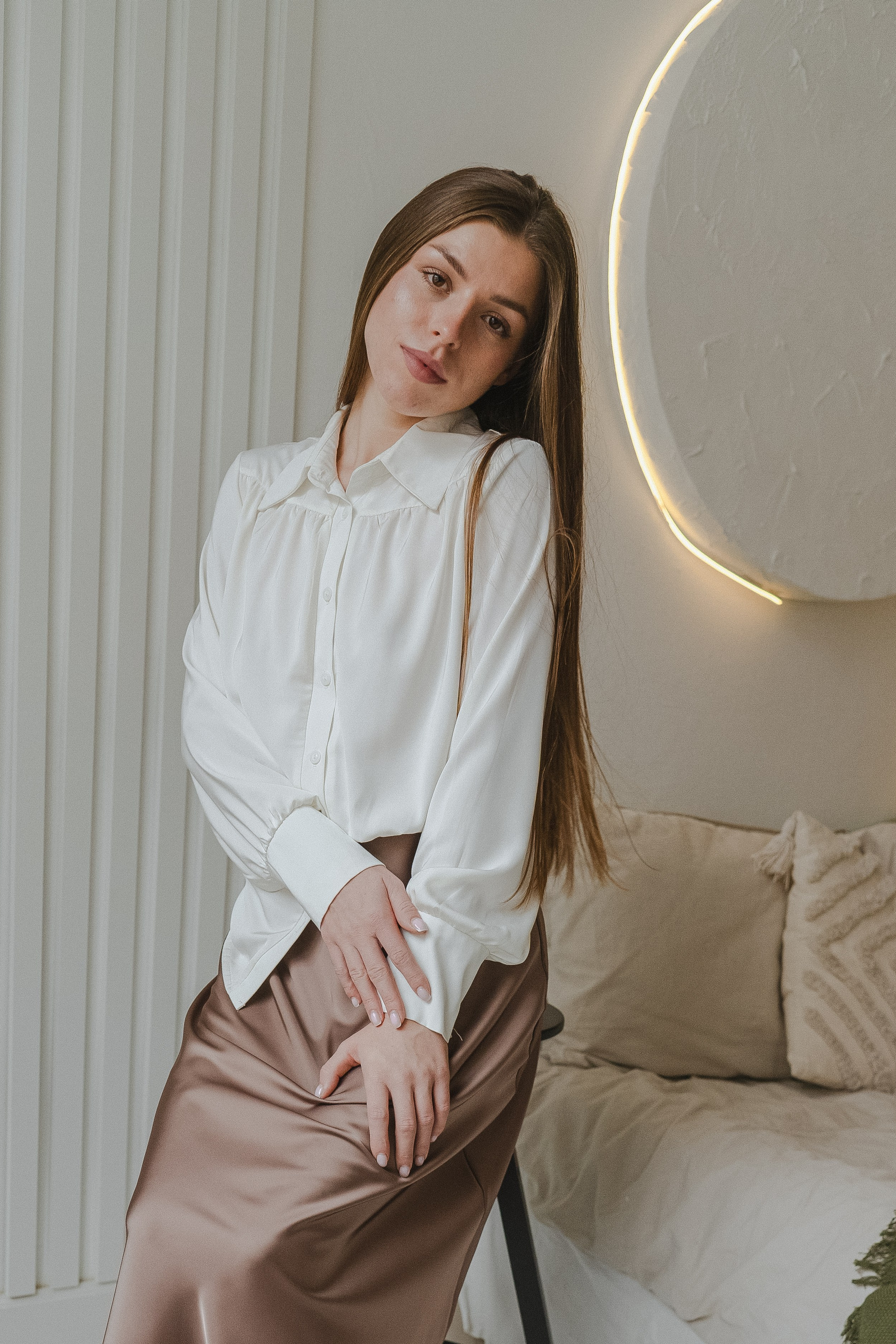 ШЁЛКОВАЯ ЮБКА И БЛУЗКА. Фотостудия в Люберцах