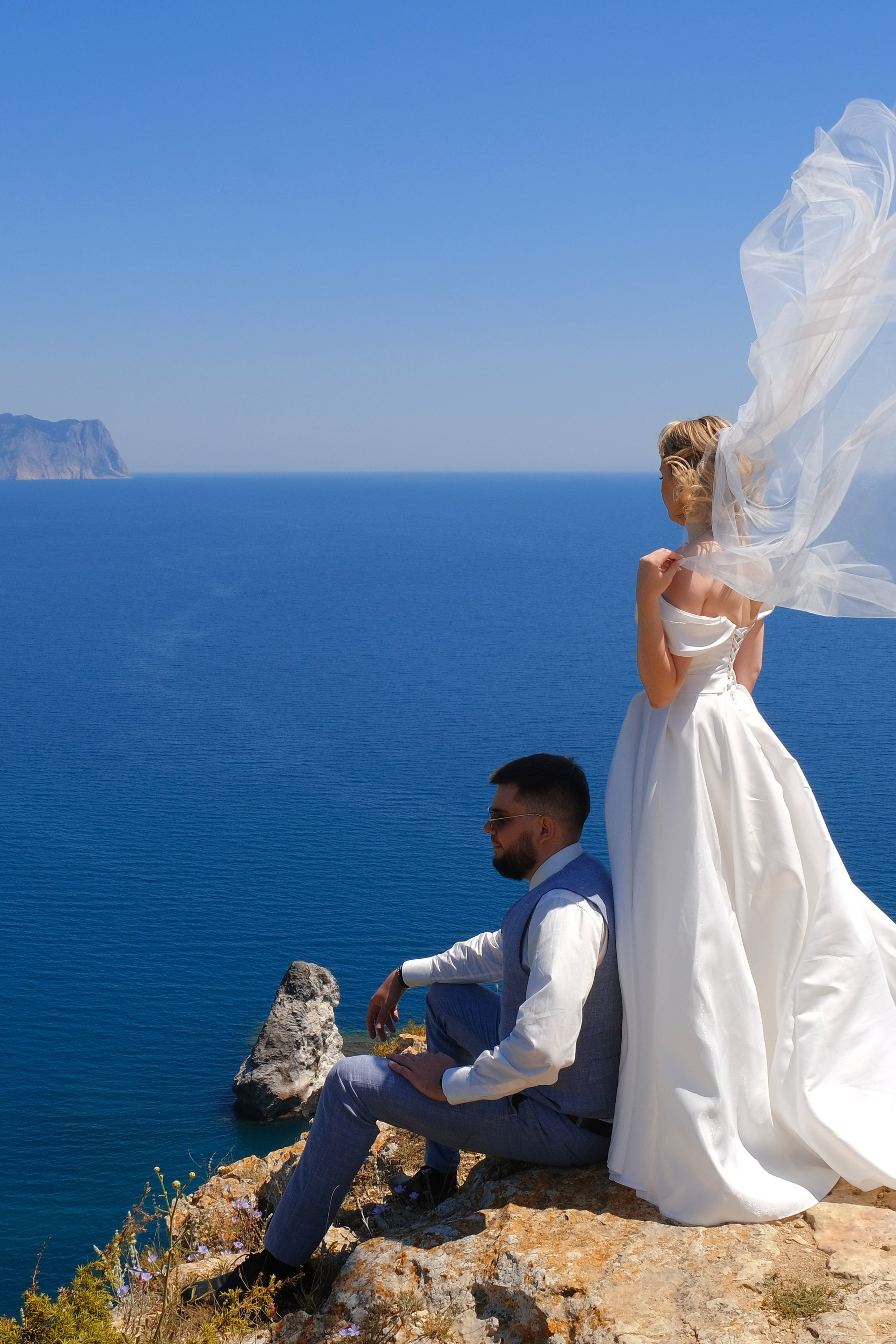 Позирование в фотосессии, куда деть руки и ноги на фото? Фотопозирование. Как позировать для фото?. Профессиональная фотосъемка в Крыму. Натуральные эмоции и живые кадры. Забронируйте дату прямо сейчас!